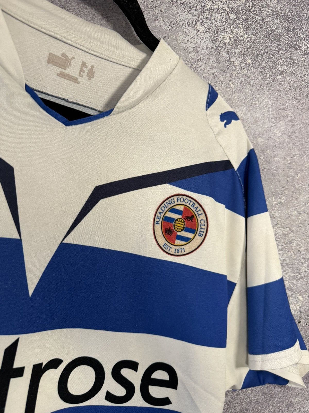 Puma × Vintage Vintage Reading 2009/10 Puma Soccer Jersey y2k blokcore Size US M / EU 48-50 / 2 - 11 Thumbnail
