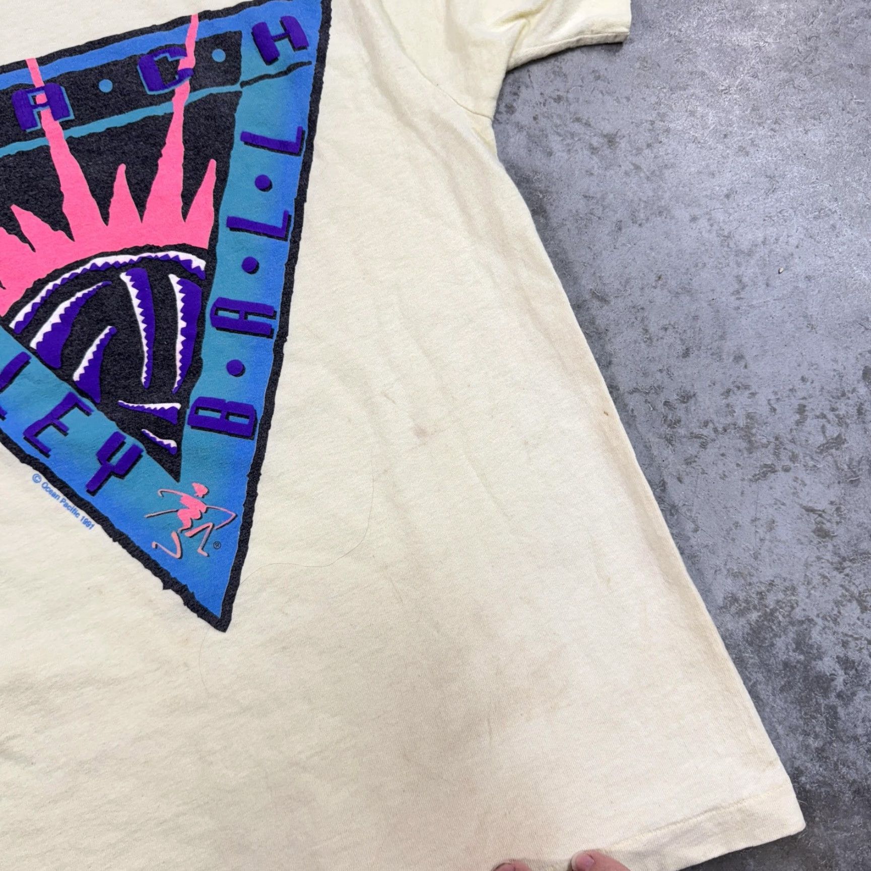 Ocean Pacific VINTAGE Ocean Pacific Shirt Mens Small Beach Volleyball Graphic 90s USA stains Size US S / EU 44-46 / 1 - 4 Thumbnail