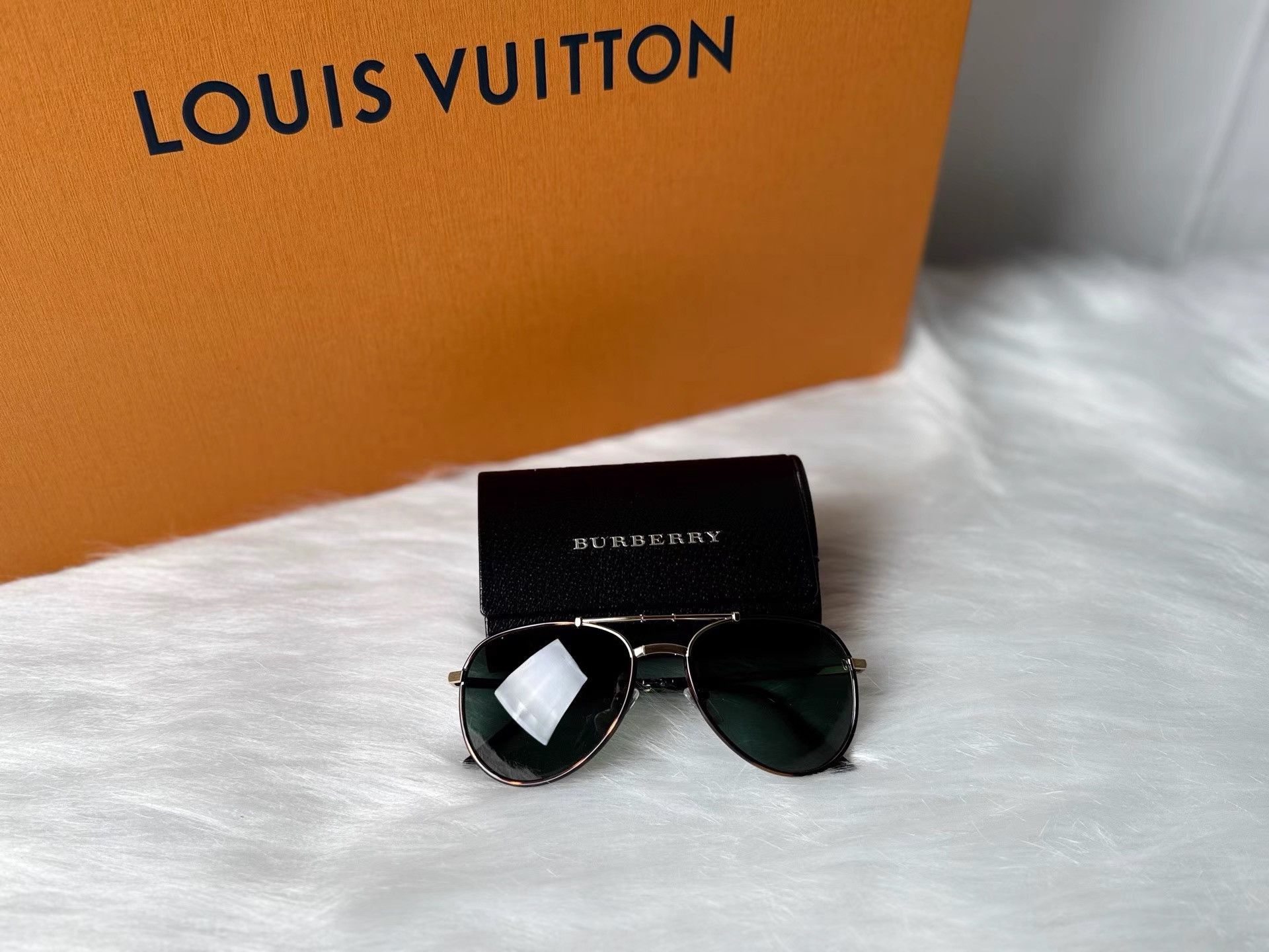 Burberry Burberry Classic Pilot Sunglasses K36 Size ONE SIZE - 3 Thumbnail