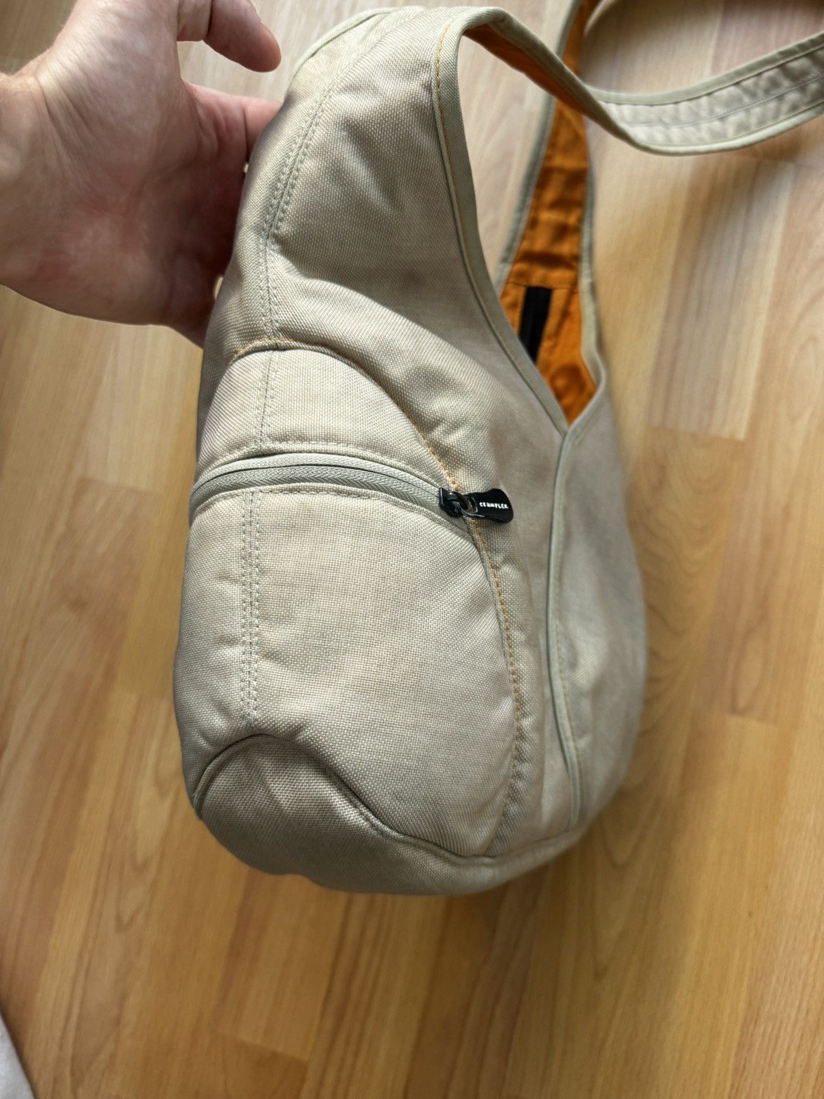 Crumpler × Japanese Brand Vintage Crumpler bag Y2K TT-004 Tummy Tingler Messenger Size 30 - 4 Thumbnail