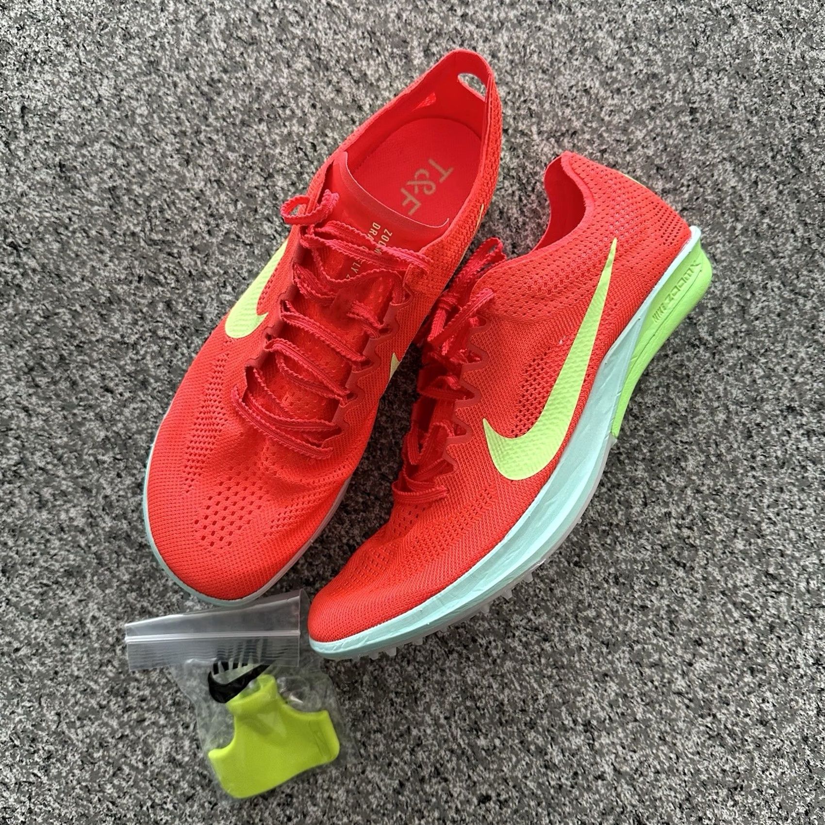 Nike ZoomX Dragonfly 2 Track & Field Spikes Mens 11 FD8413-600 Crimson Nike ZoomX Dragonfly 2 - FD8413-600 main image 4