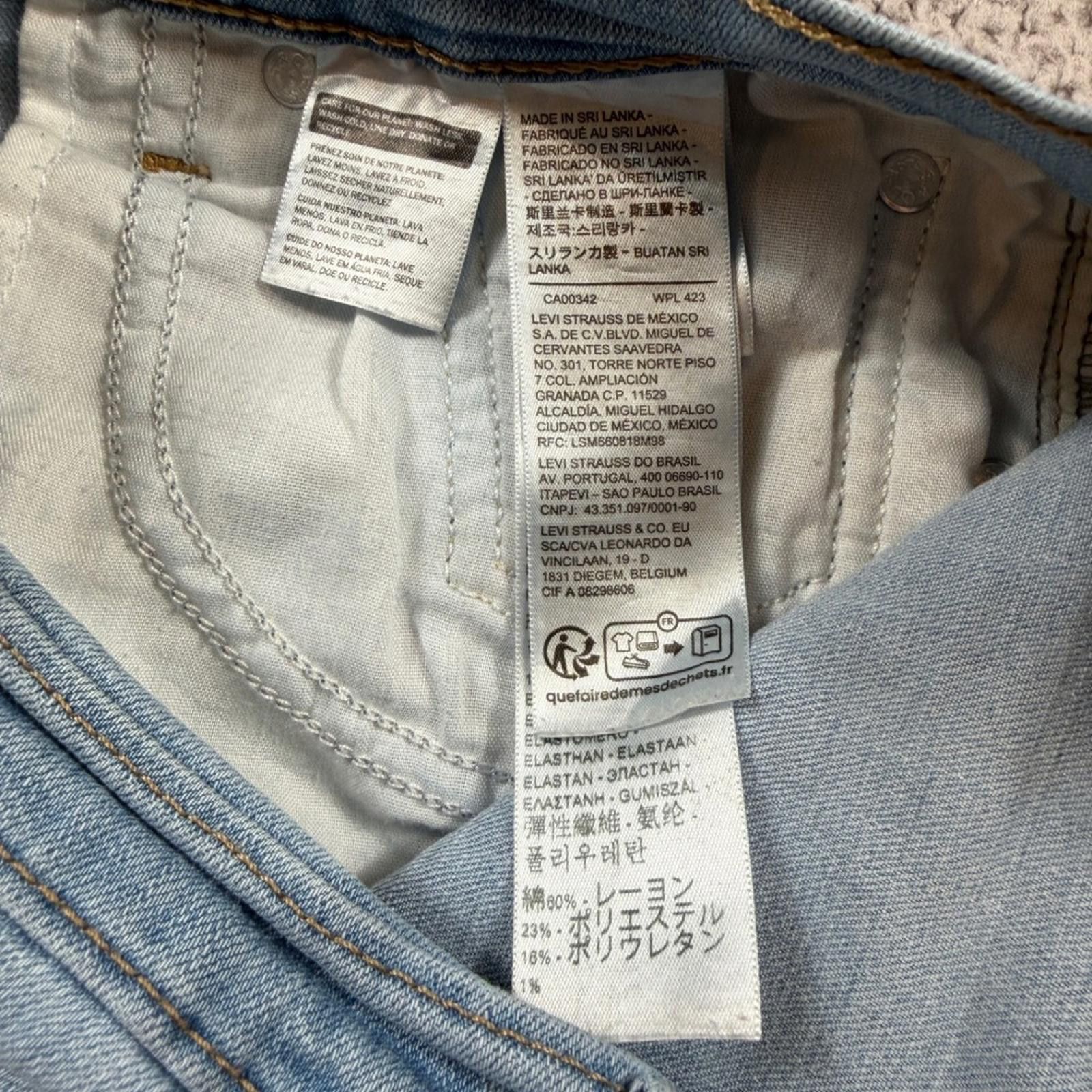 Levi's Levis 724 High Rise Straight Jeans 29x32 Light Wash Size 29" - 8 Thumbnail
