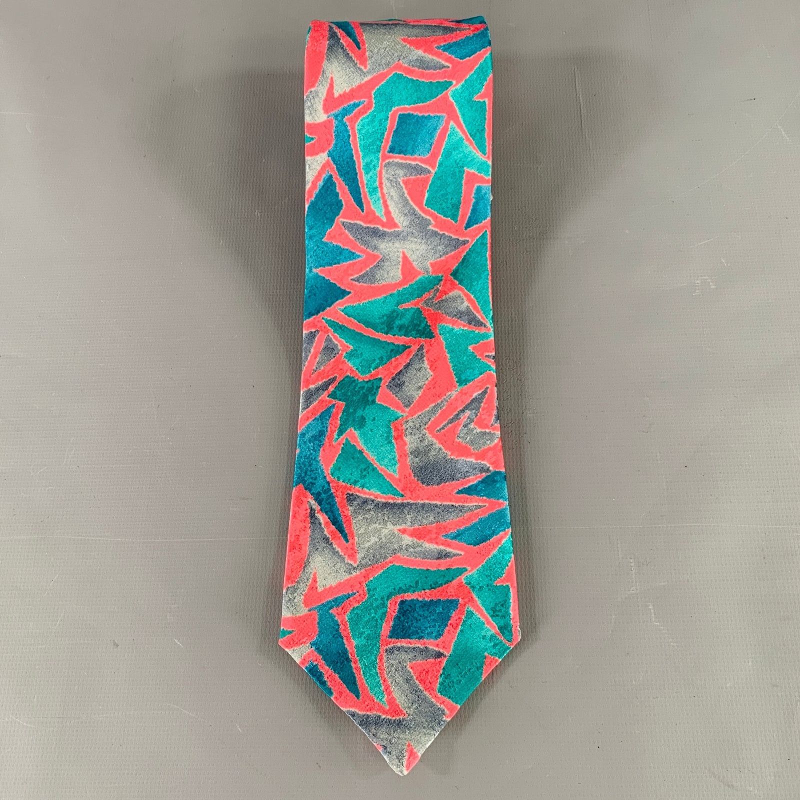 Ungaro Paris UNGARO Pink Cobalt Abstract Silk Tie Size ONE SIZE - 2 Thumbnail