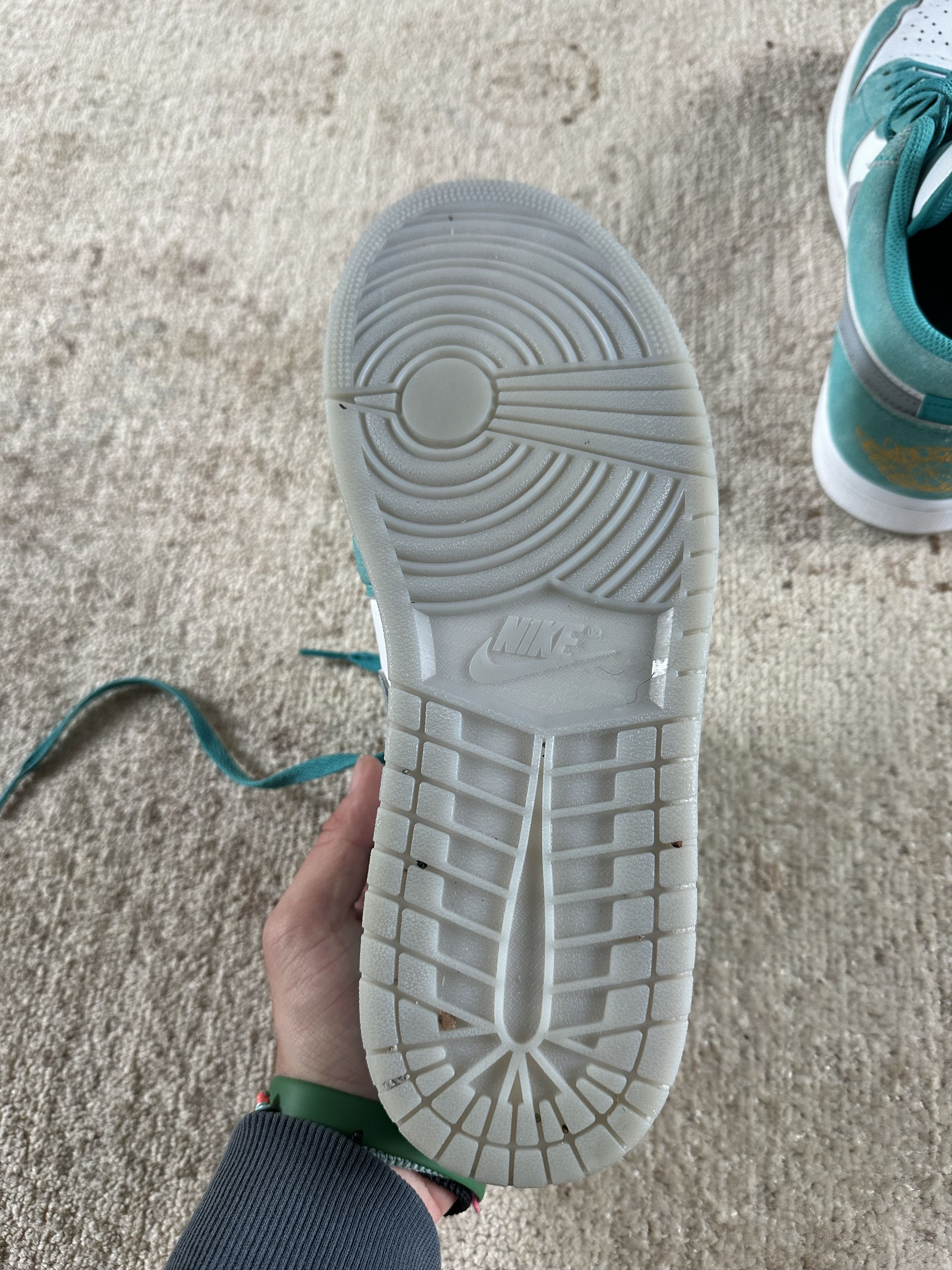 Nike Air Jordan 1 Low 'New Emerald' Size US 10 / EU 43 - 13 Thumbnail