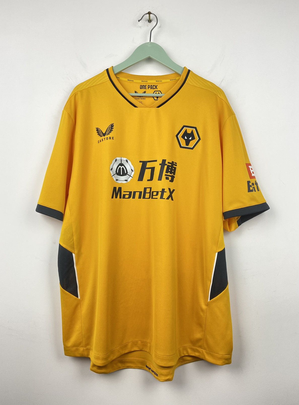 Castore Wolverhampton Wanderers 2021 2022 Castore Soccer Jersey PSG Size US XXL / EU 58 / 5 - 1 Thumbnail