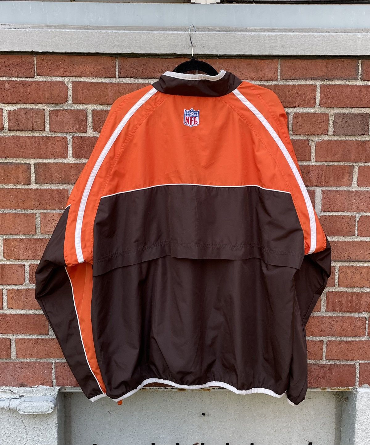 Puma 90s PUMA NFL Cleveland Browns Spellout 1/4 Zip Windbreaker Size US XXL / EU 58 / 5 - 7 Thumbnail