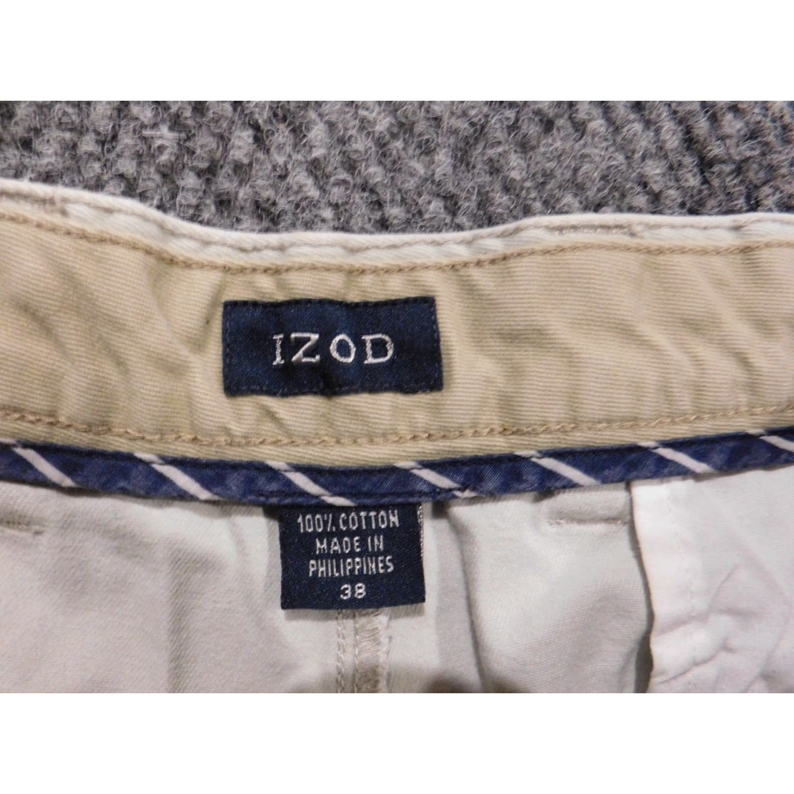 Izod IZOD Mens Shorts 38 beige chino straight regular Relaxed Flat Front Cotton Denim Logo Casual Men Shorts Beige 38 Mens Regular Colorful American 90s? Size US 38 / EU 54 - 6 Thumbnail