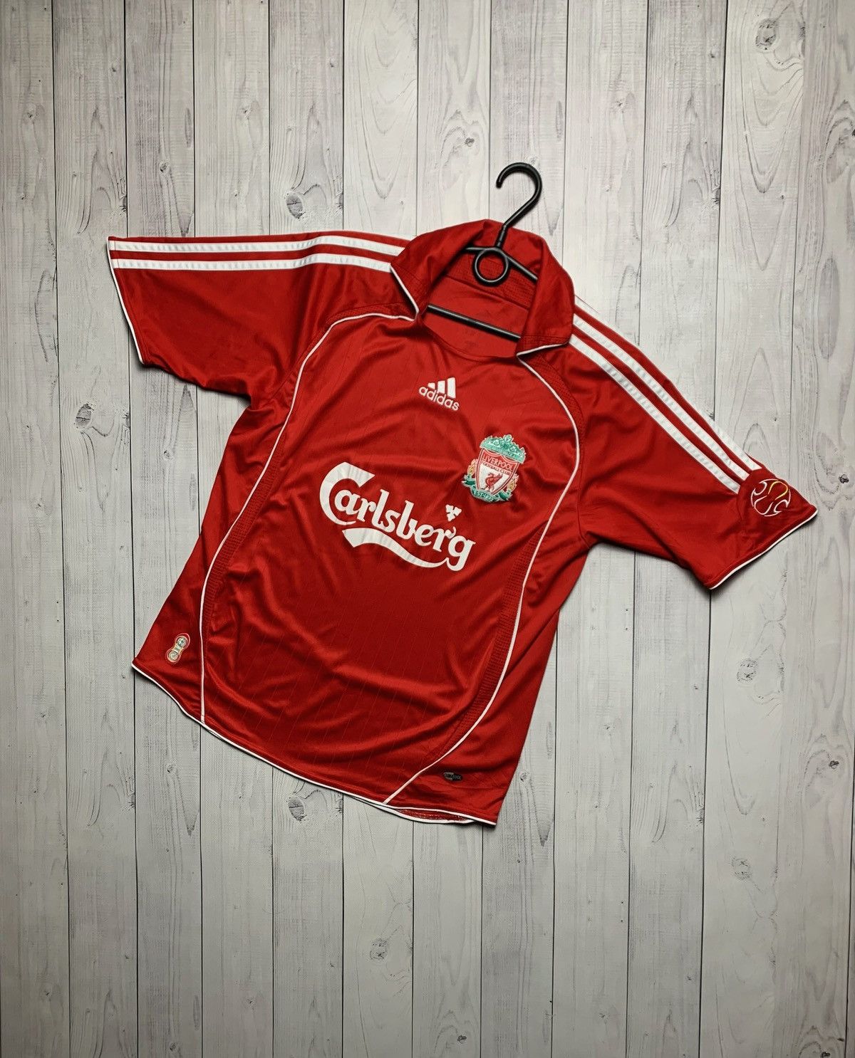 Adidas Vintage red Liverpool soccer jersey size Xs Size US XS / EU 42 / 0 - 1 Thumbnail