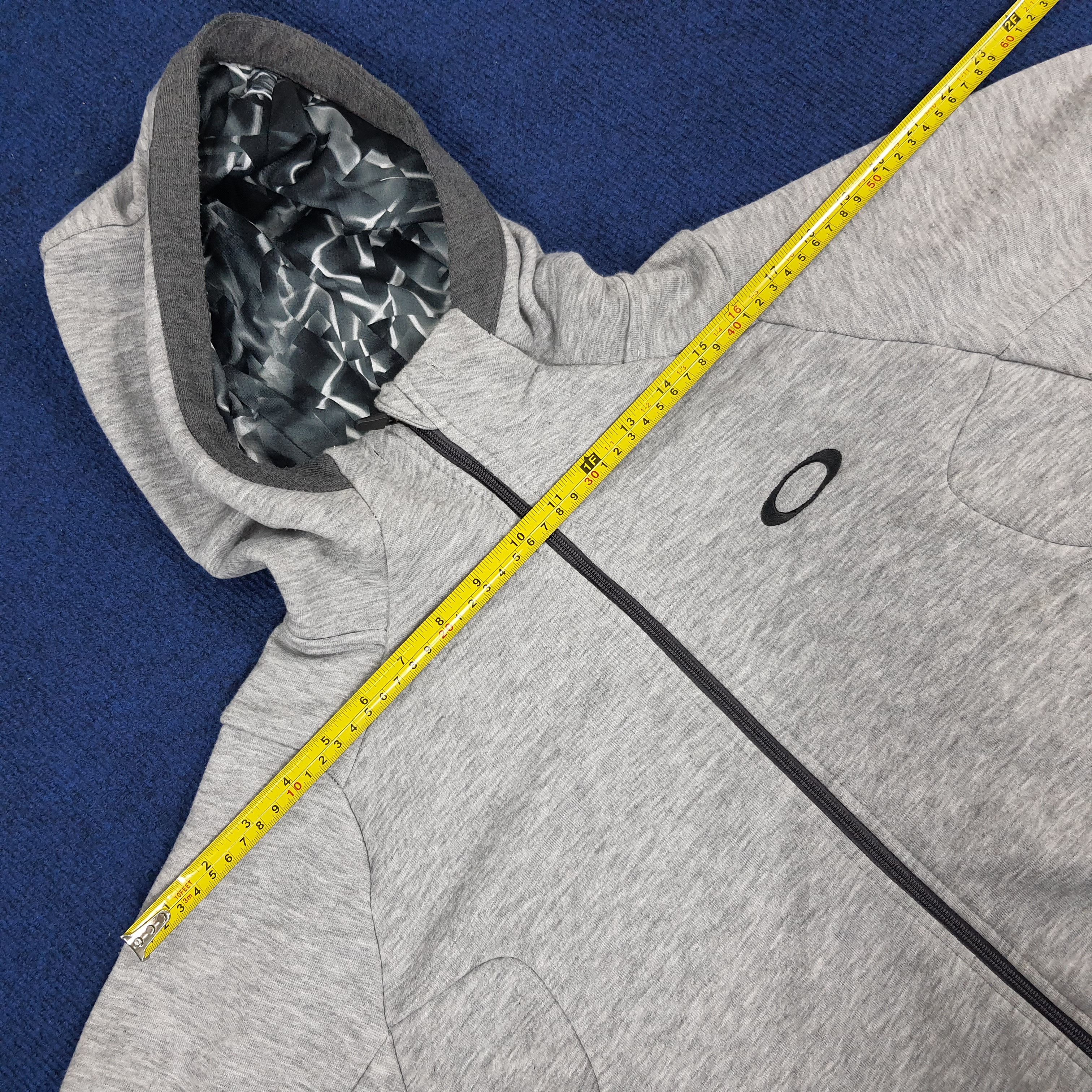 Oakley × Vintage Vintage Oakley Camo Logo Zipper Sweatshirt Hoodie Size US M / EU 48-50 / 2 - 12 Thumbnail