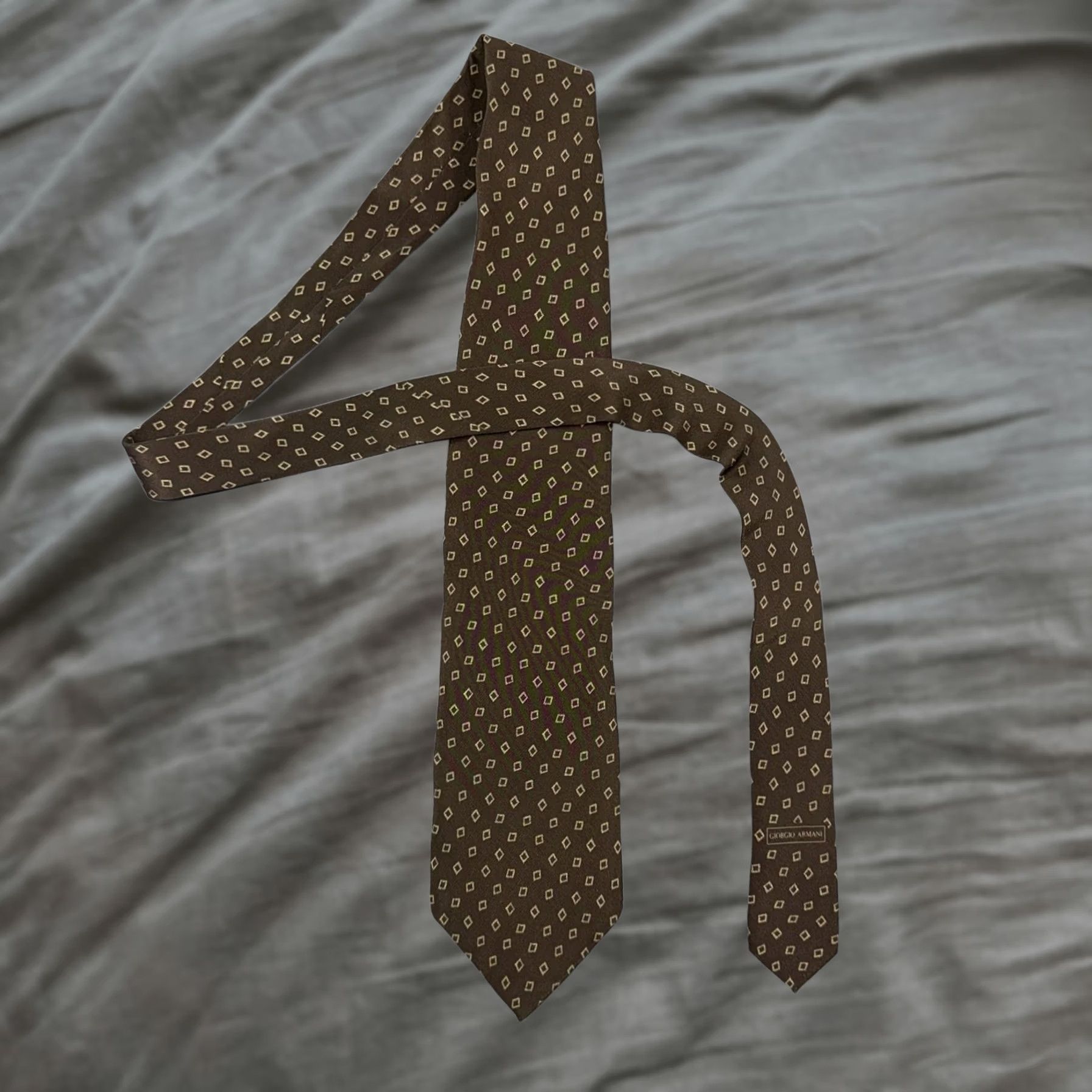 Giorgio Armani Giorgio Armani Cravatte Brown Geometric Diamond Silk Tie 3.75" Width Men Designer Tie Size ONE SIZE - 1 Thumbnail