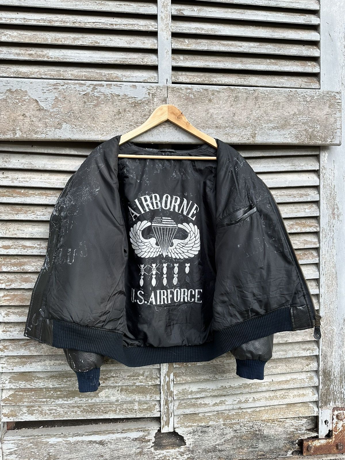 Vintage 👹Vintage Airborne US Airforce Leather Bomber Jacket Size US M / EU 48-50 / 2 - 11 Thumbnail