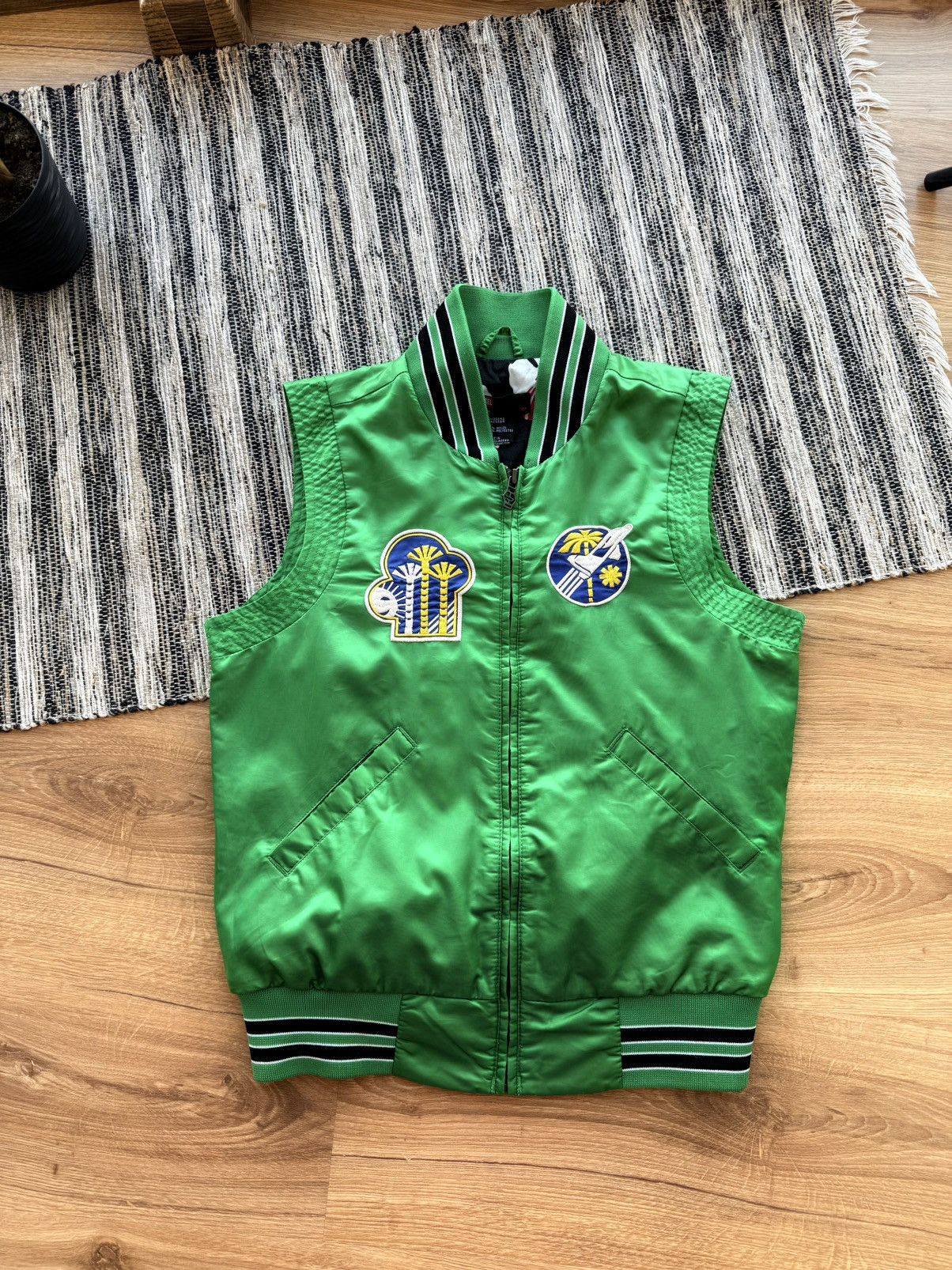 Diesel RARE VINTAGE DIESEL WOOMEN’S VEST SLEEVELESS RUA DA UTOPIA M Size M / US 6-8 / IT 42-44 - 1 Thumbnail
