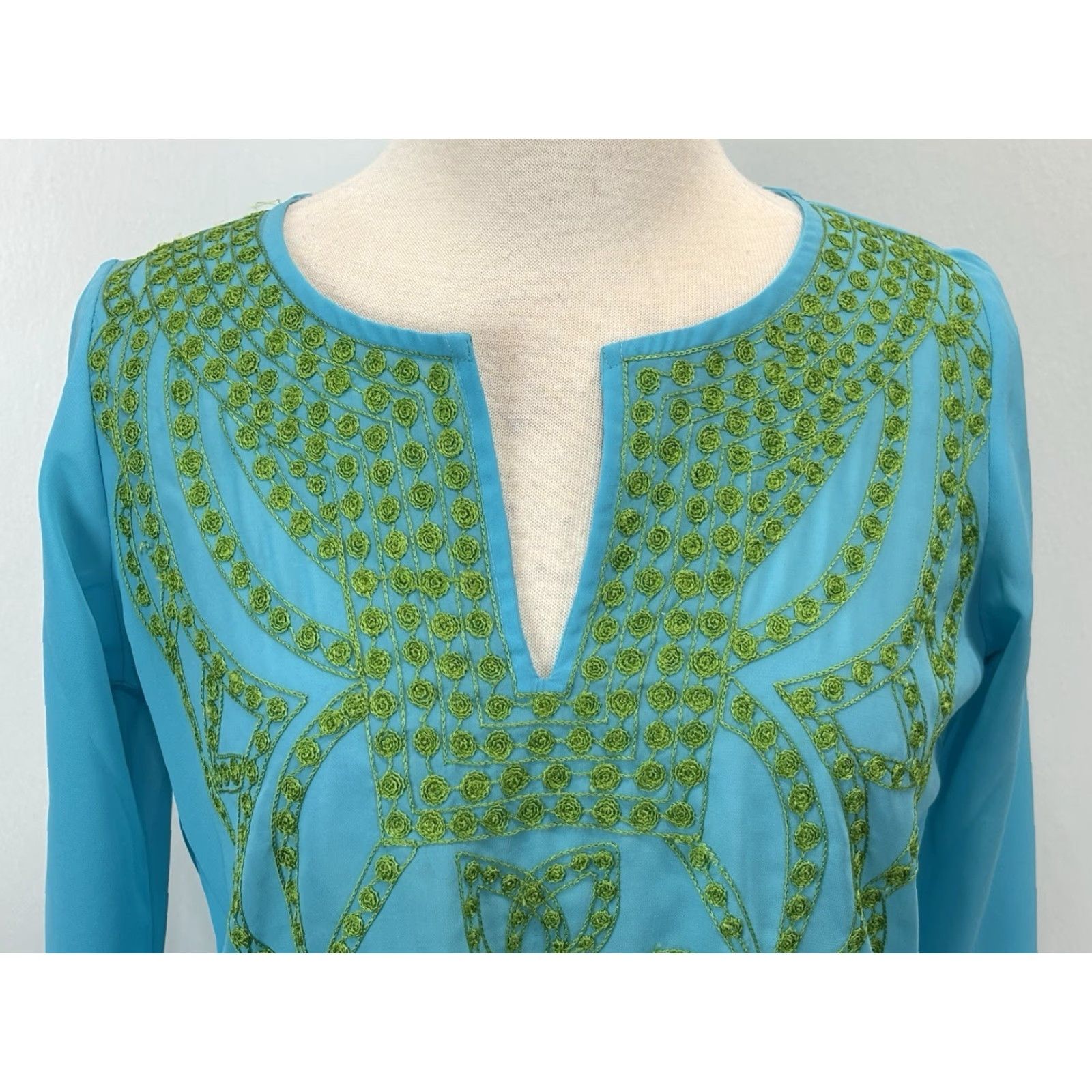 Vintage Gretchen Scott Designs Sheer Tunic Top Sheer Sz Xsmall Aqua Green Embroidered XS Blue Polyester Embroidered Sheer Tunic Top Gretchen Scott Designs Size XS / US 0-2 / IT 36-38 - 5 Thumbnail