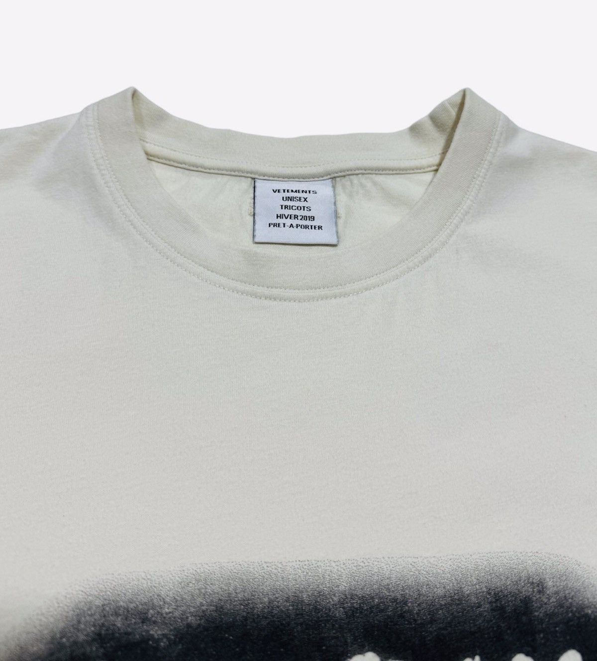 Vetements 19AW Sunday T-Shirt Size US S / EU 44-46 / 1 - 3 Thumbnail