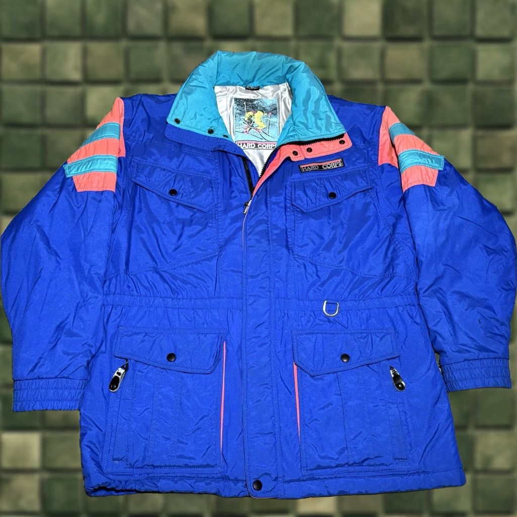 Vintage VINTAGE Hard Corps US Ski Team Jacket Mens Large Bomber Jacket Long Neon Blue Pink Zipped Pockets Hooded Insulated Winter Skiing USA 80s 90s Size US L / EU 52-54 / 3 - 1 Thumbnail
