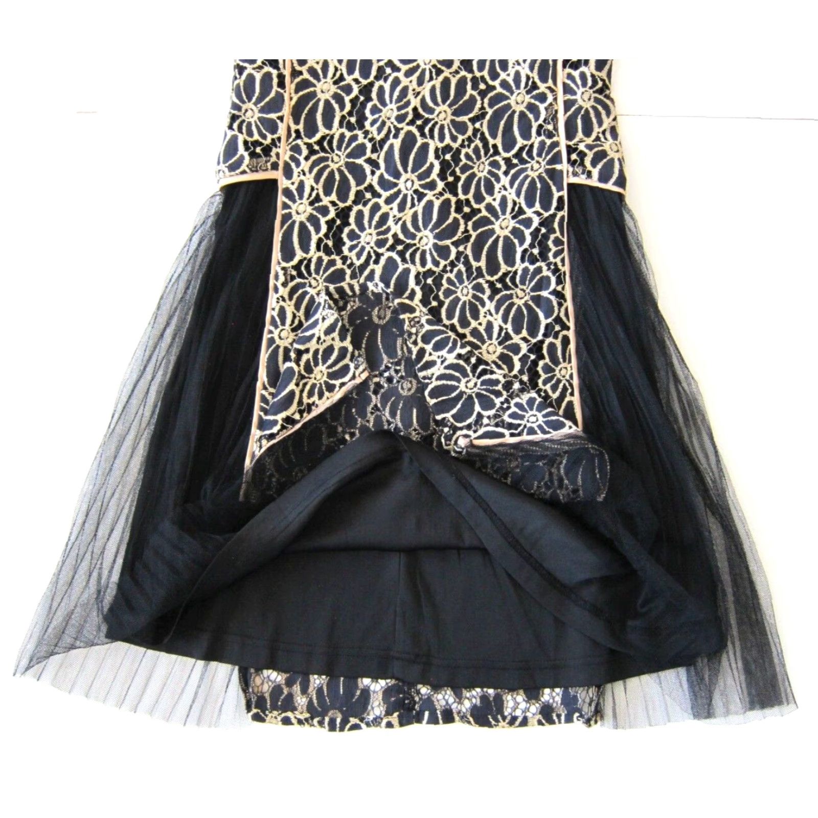 Anthropologie VINTAGE A'reve Anthropologie Black Gold Lace Floral Boho Romantic A-Line Tank Dress S Size S / US 4 / IT 40 - 7 Thumbnail