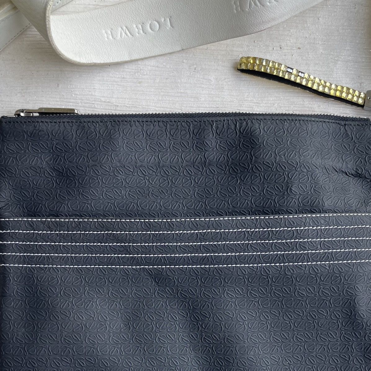 Loewe Loewe Repeat Anagram Embossed Unisex Crossbody Size ONE SIZE - 11 Thumbnail