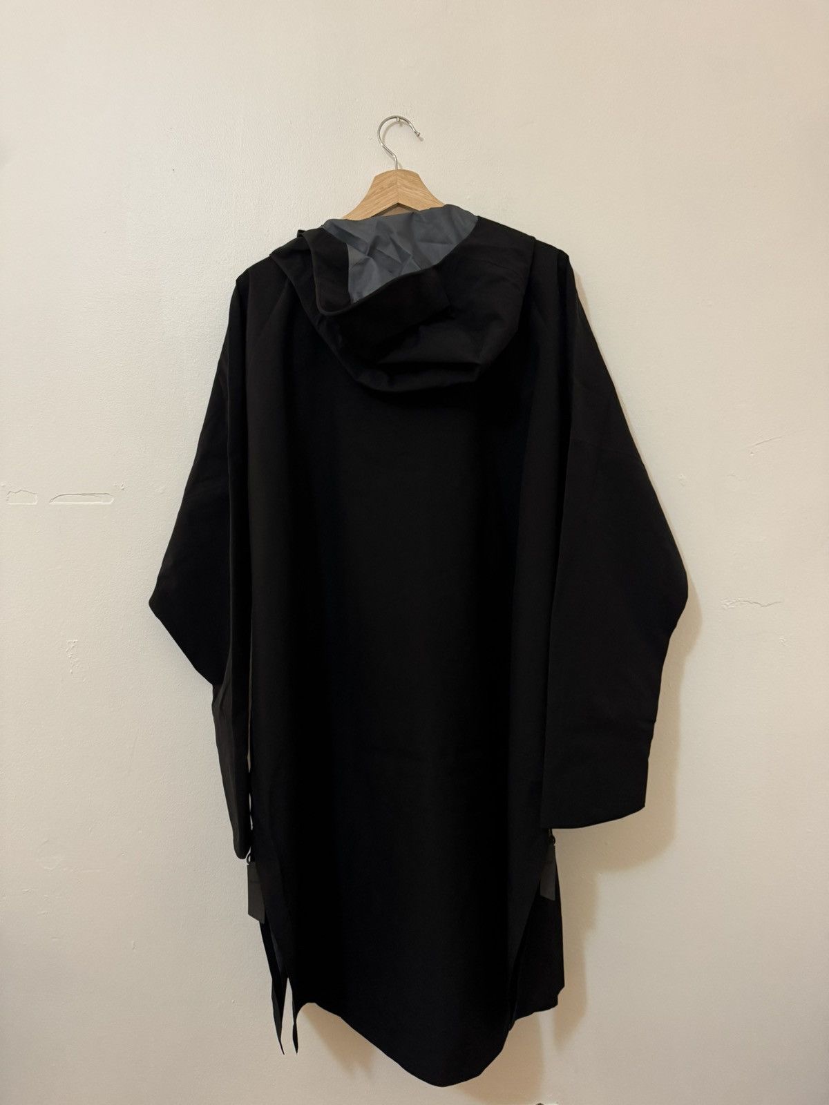 BLAEST BLAEST oversized black rain jacket Size US M / EU 48-50 / 2 - 2 Thumbnail