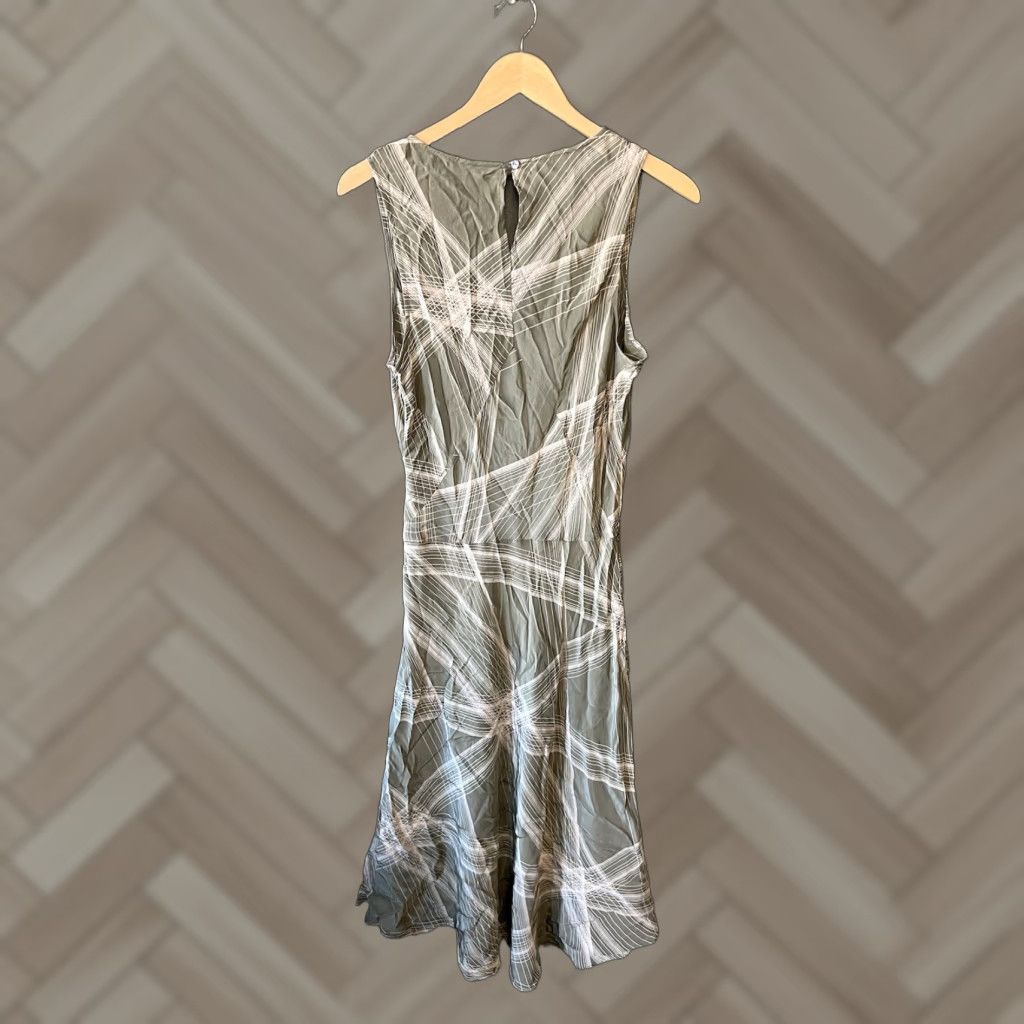 Calvin Klein Calvin Klein Womens Green Abstract Silk Sleeveless Maxi Dress 16 Maxi Dress Silk Green Womens 16 Calvin Klein Size XXL / US 16-18 / IT 52-54 - 1 Thumbnail