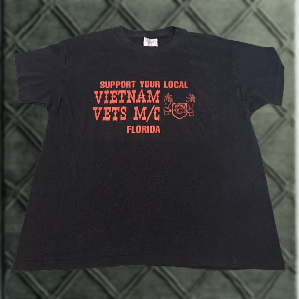 Delta VINTAGE Delta T-Shirt Support Vietnam Veterans Motorcycle Club 80s Unisex Adults Large Black 80s Mens Womens Boys Girls Size US L / EU 52-54 / 3 - 1 Thumbnail