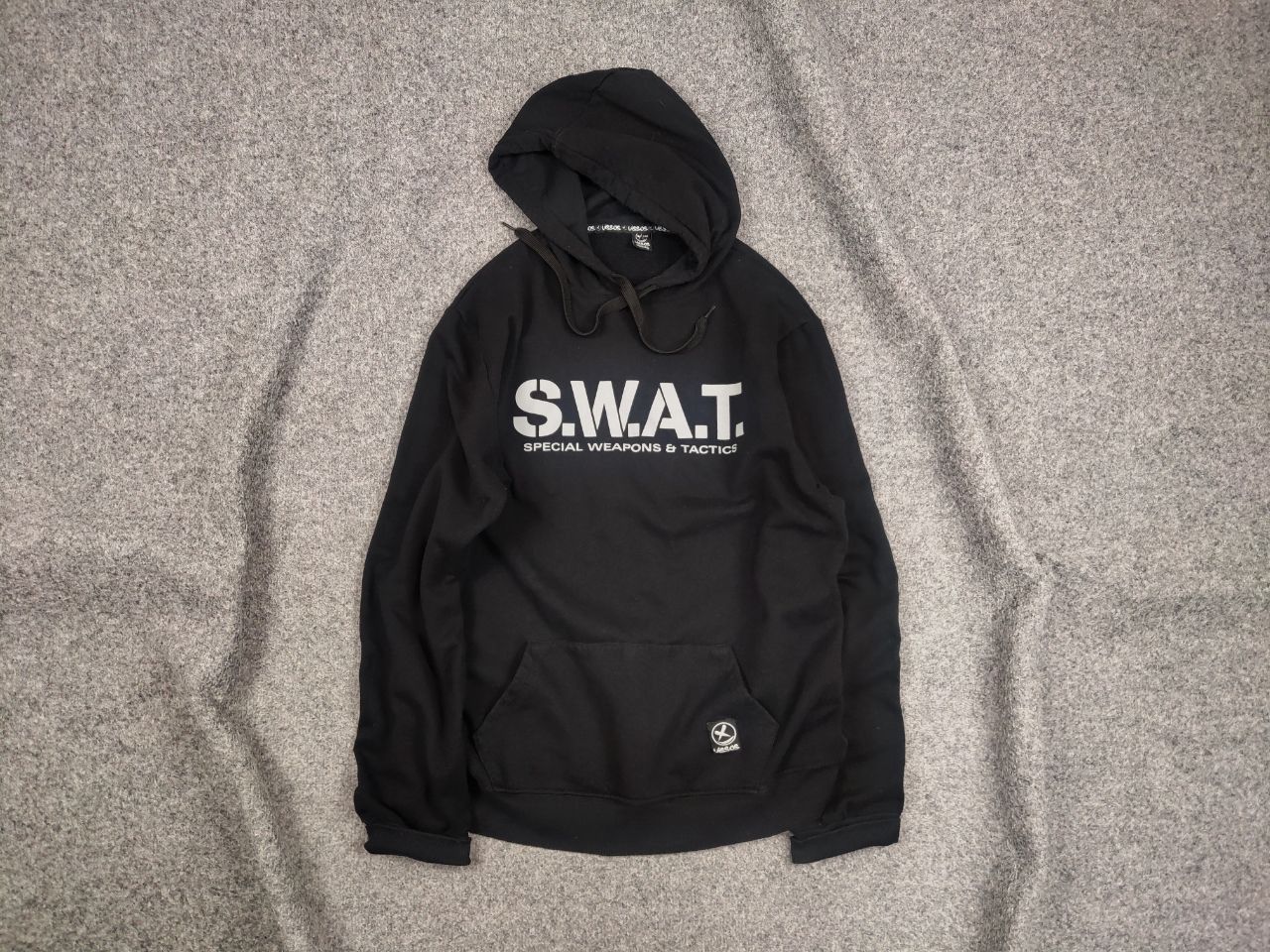 Japanese Brand Vintage S.W.A.T. Logo Black Classic Hoodie Y2K Style Size US L / EU 52-54 / 3 - 1 Thumbnail