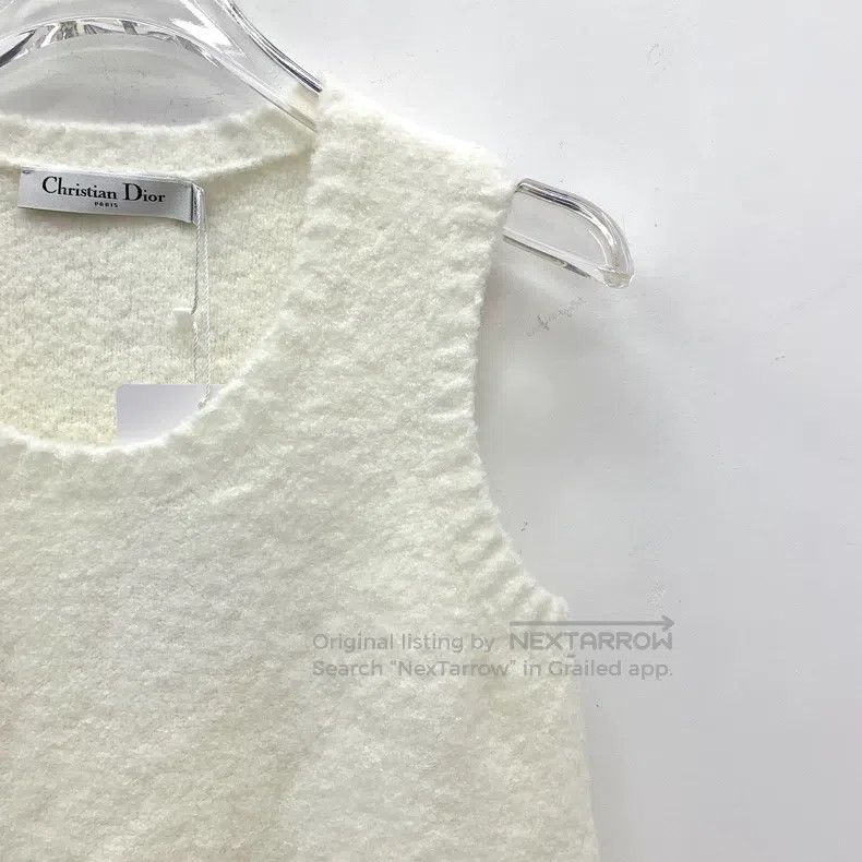 Dior Dior Beige sheep wool round neck sleeveless knitted vest Size XS / US 0-2 / IT 36-38 - 3 Thumbnail