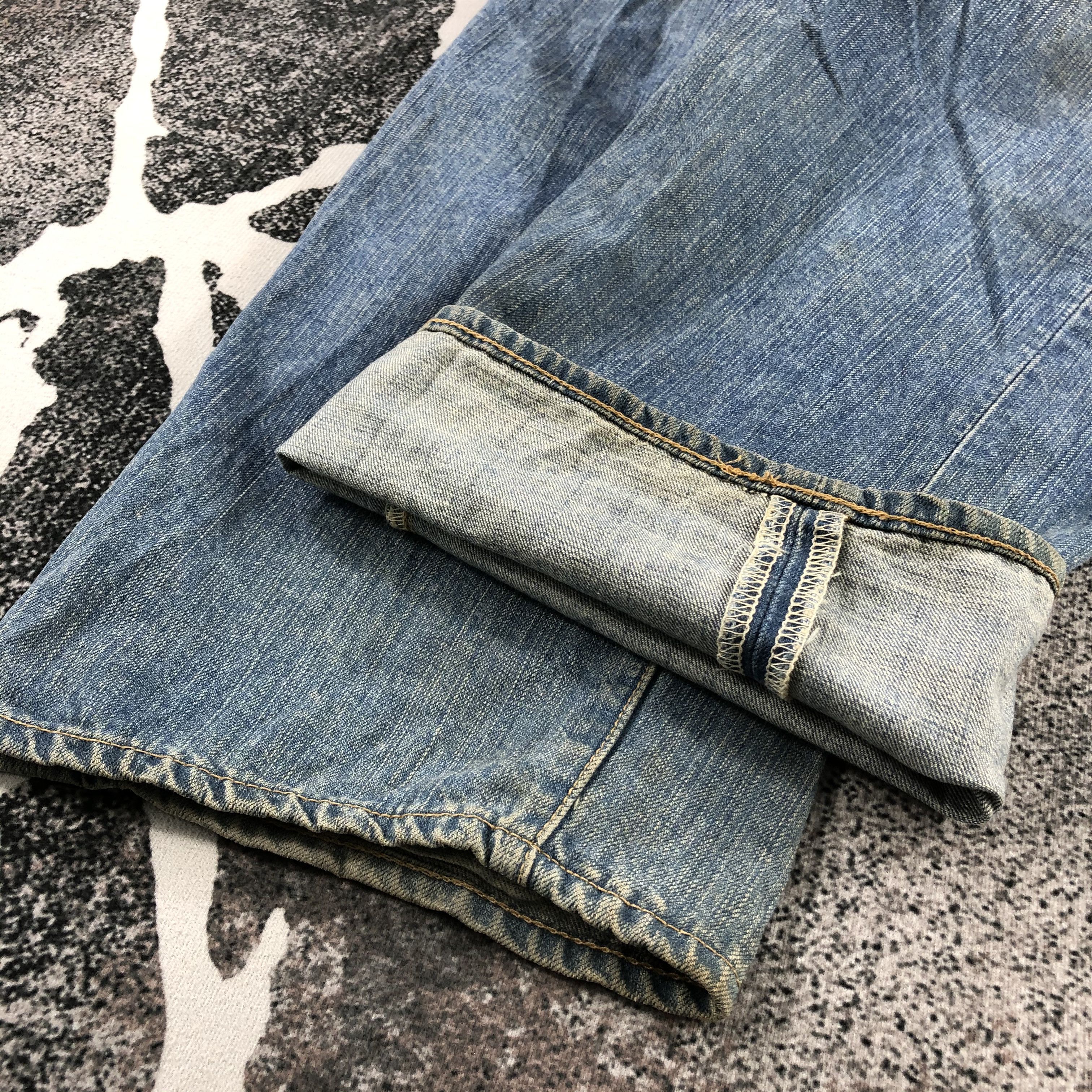 Levi's Vintage Levis 510 Jeans Faded Blue Denim KJ857 Size US 35 - 7 Thumbnail