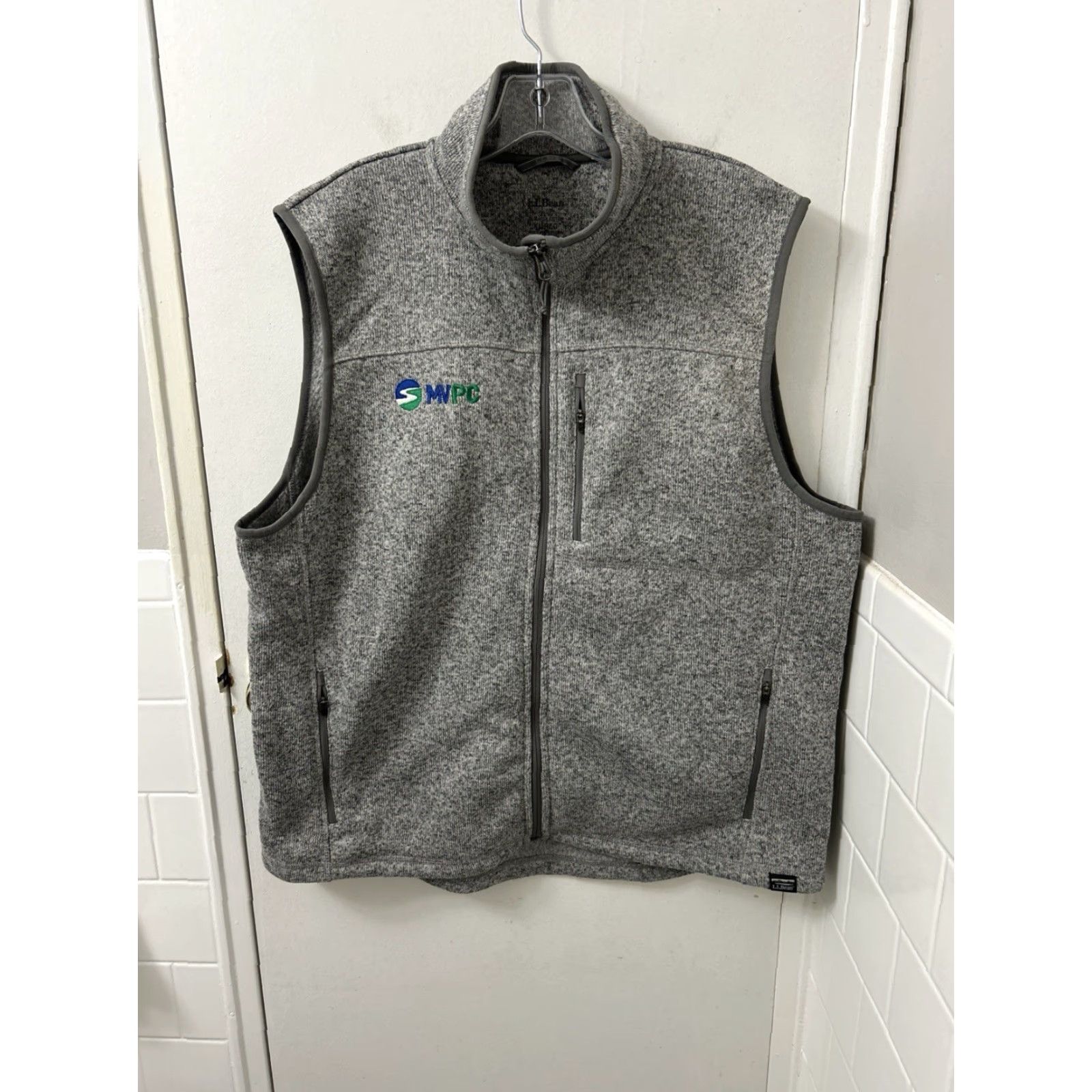 Vintage VINTAGE LL Bean Sweater Fleece Vest Mens XL Gray Slightly Fitted Full Zip Jacket 502209 Size US XL / EU 56 / 4 - 2 Thumbnail