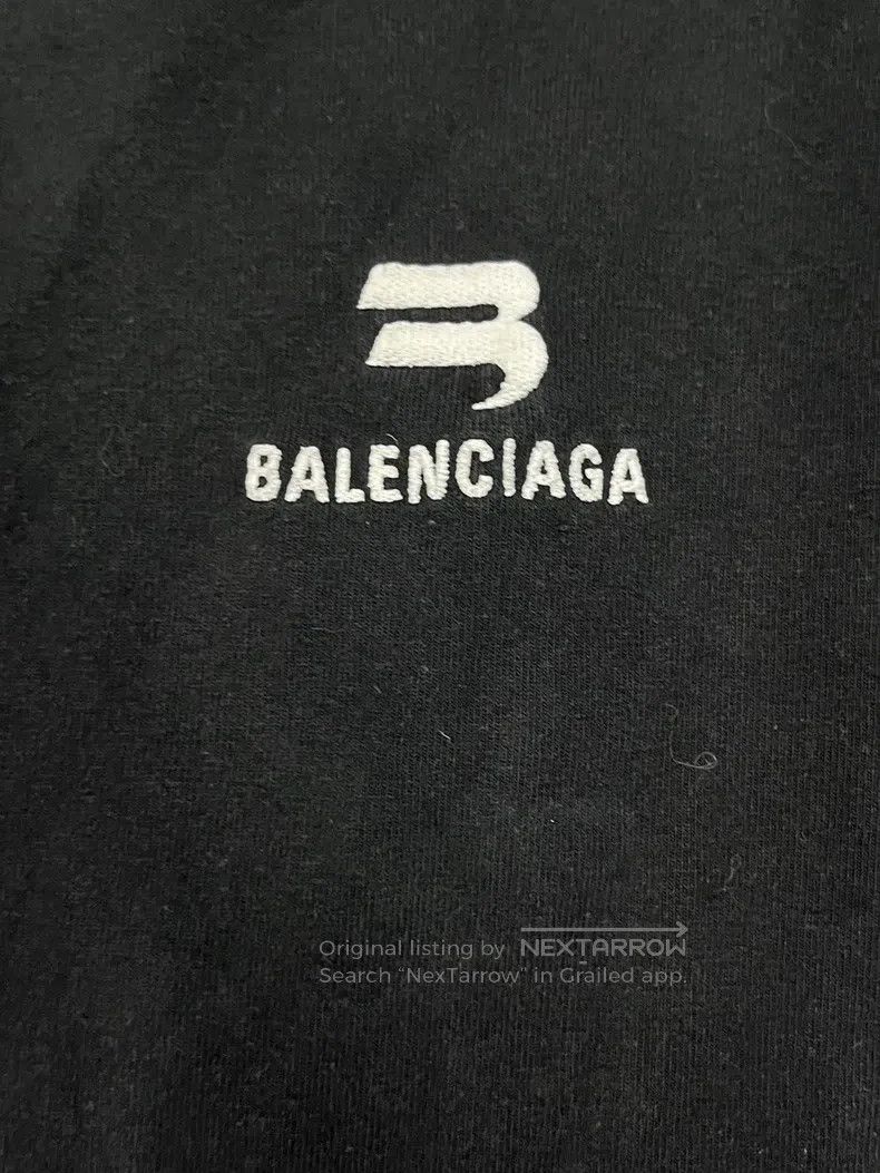 Balenciaga Balenciaga Printed Striped Crew Neck T-Shirt Men's Black Size US S / EU 44-46 / 1 - 3 Thumbnail
