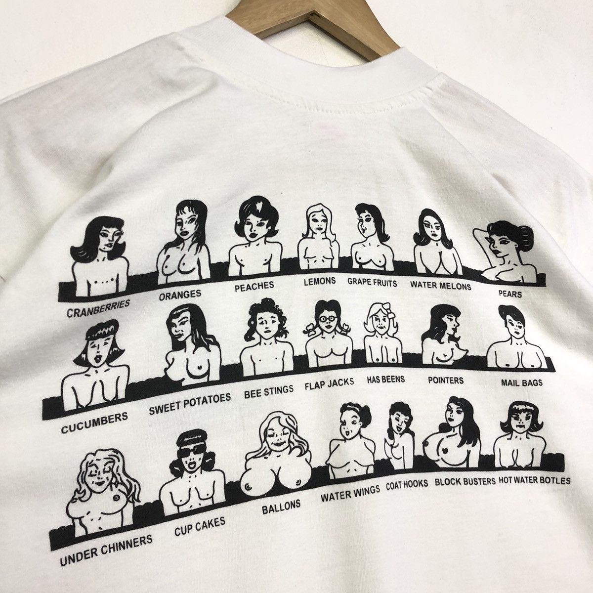 Vintage Vintage Boobs Collection Art Humor Tshirt Size US M / EU 48-50 / 2 - 4 Thumbnail