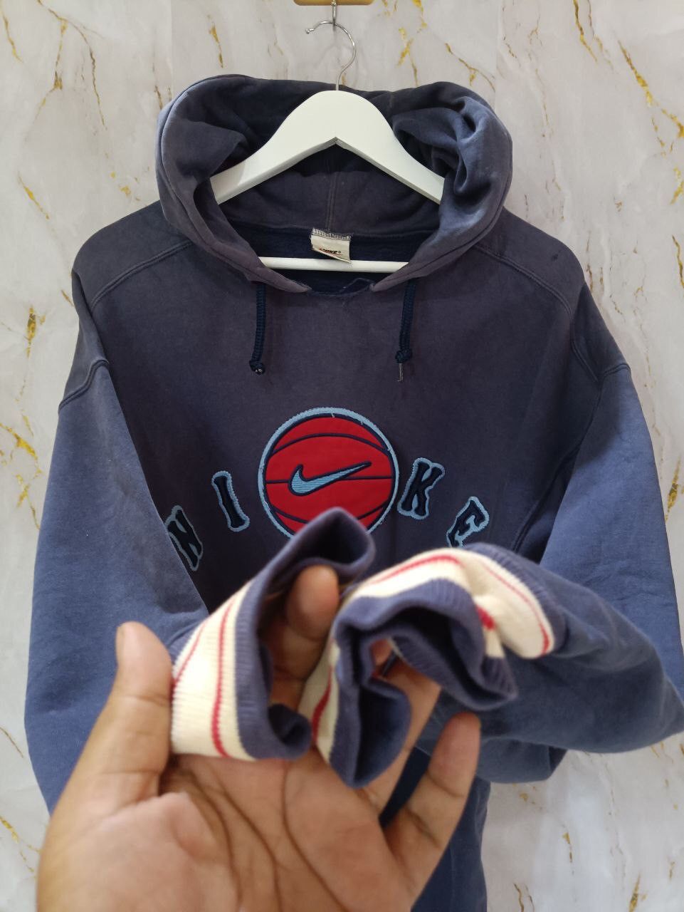 Nike × Vintage VINTAGE NIKE BIG LOGO SWEATSHIRT Size US L / EU 52-54 / 3 - 3 Thumbnail