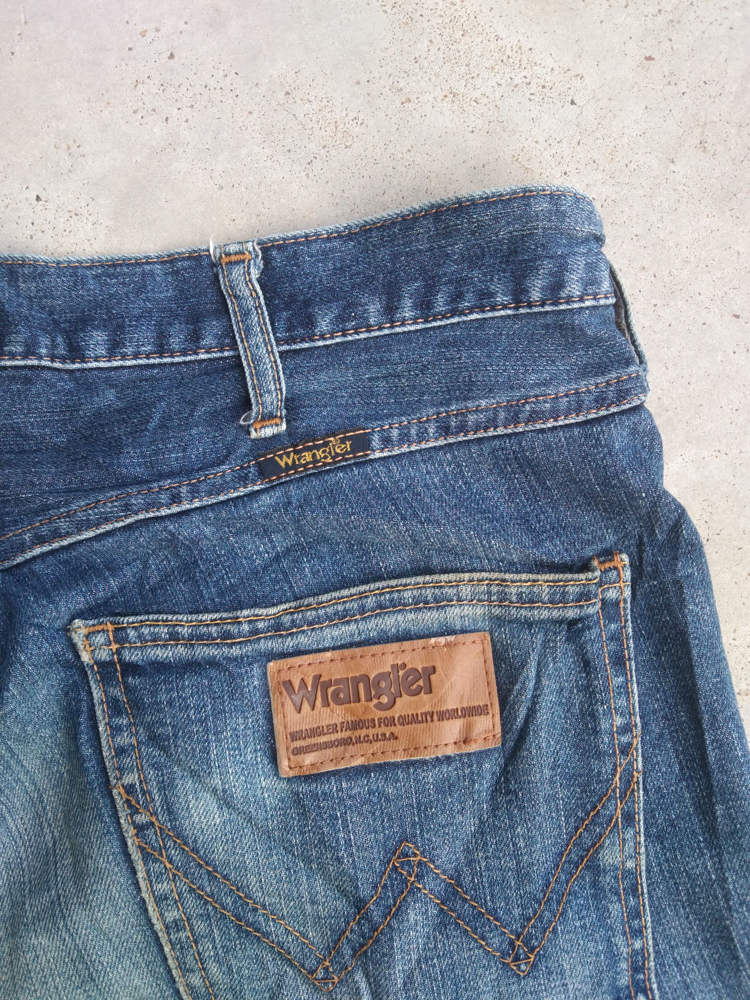 Japanese Brand Vintage Wrangler Distressed Jeans 38 Size US 38 / EU 54 - 3 Thumbnail