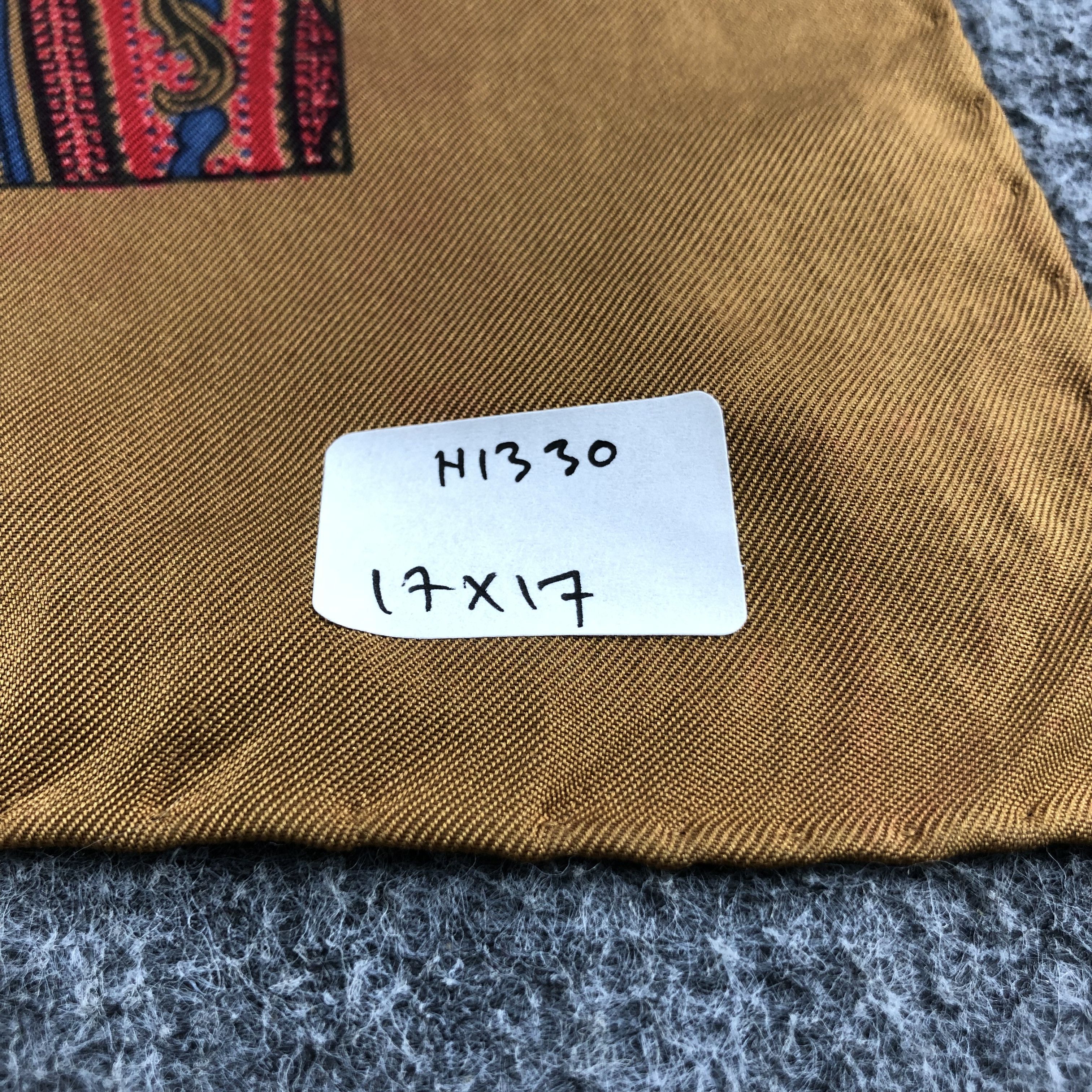 Other Vintage Paisley Silk Handkerchief Neckerchief Bandana H1330 Size ONE SIZE - 5 Thumbnail