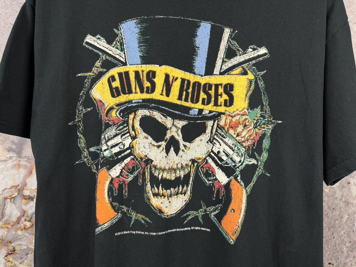 Gildan Guns N’ Roses Skull Top Hat Graphic Band T-Shirt Black Size US L / EU 52-54 / 3 - 5 Thumbnail