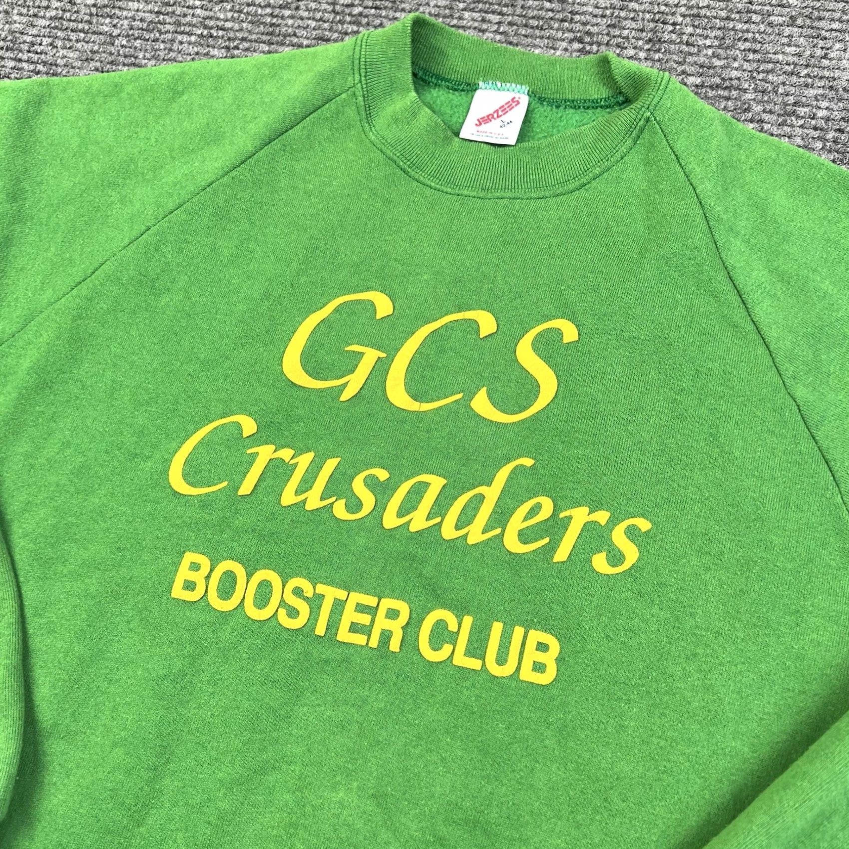 Jerzees VINTAGE Jerzees Booster Club Raglan Crewneck Sweatshirt M Green 90s Graphic Print Mens Medium Size US M / EU 48-50 / 2 - 4 Thumbnail