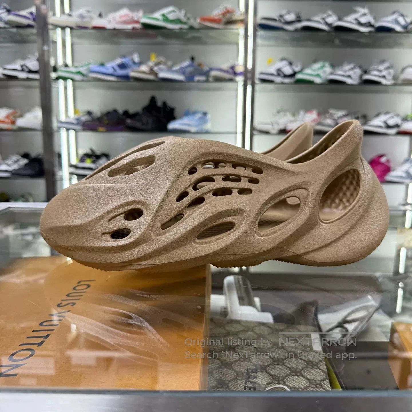 Yeezy yeezy foam runner in beige color. Size US 12 / EU 45 - 3 Thumbnail