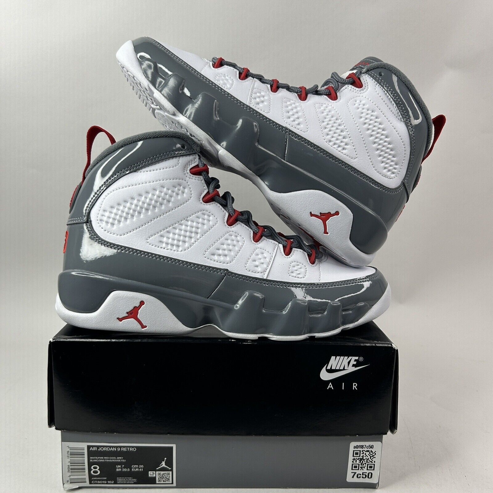 Nike Nike Air Jordan 9 Retro "Fire Red/Cool Grey” 2024 Size US 8 / EU 41 - 1 Thumbnail