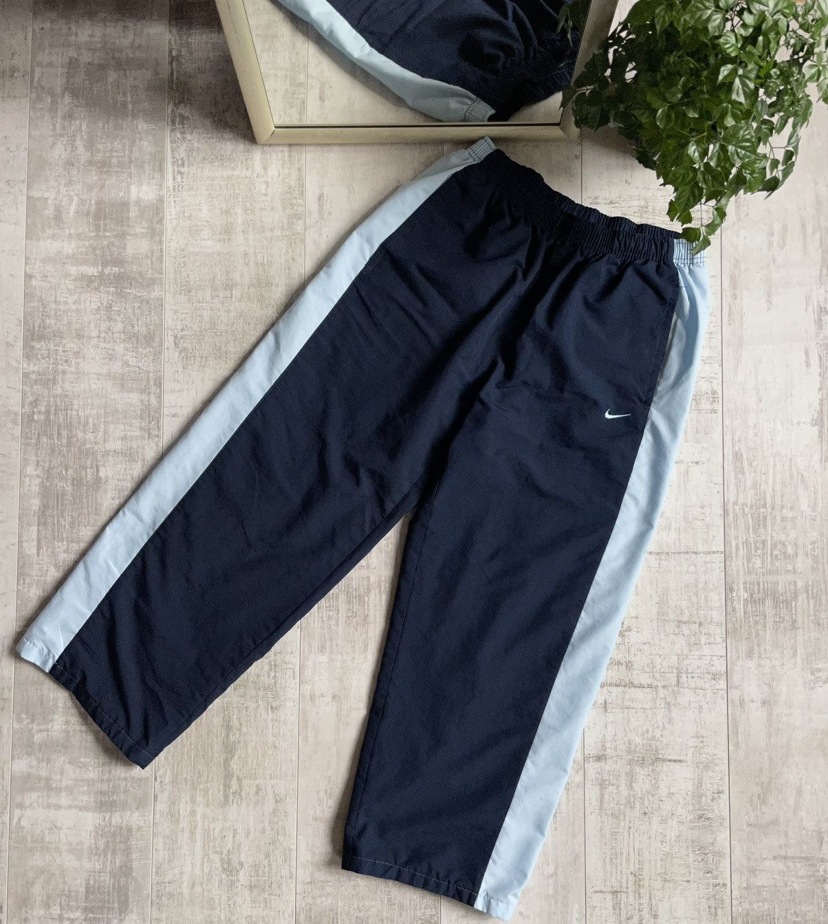 Nike × Vintage Vintage Nike Track Pants Y2K Blue Swoosh Drill Size US 30 / EU 46 - 1 Thumbnail