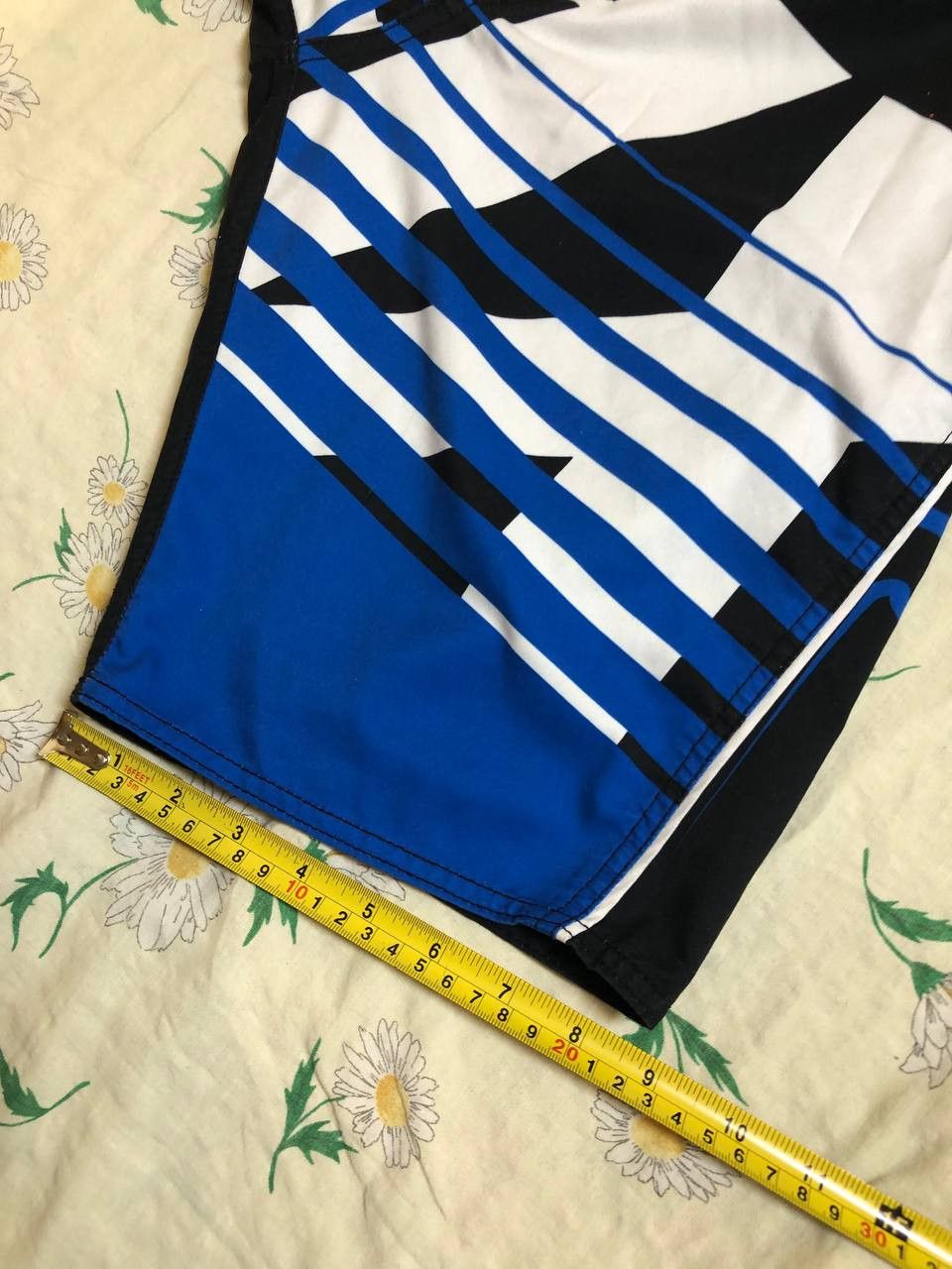 Fox Racing Fox Board Shorts Mens 31 Black Swim Trunks Pocket Surf Beach Size US 28 / EU 44 - 2 Thumbnail