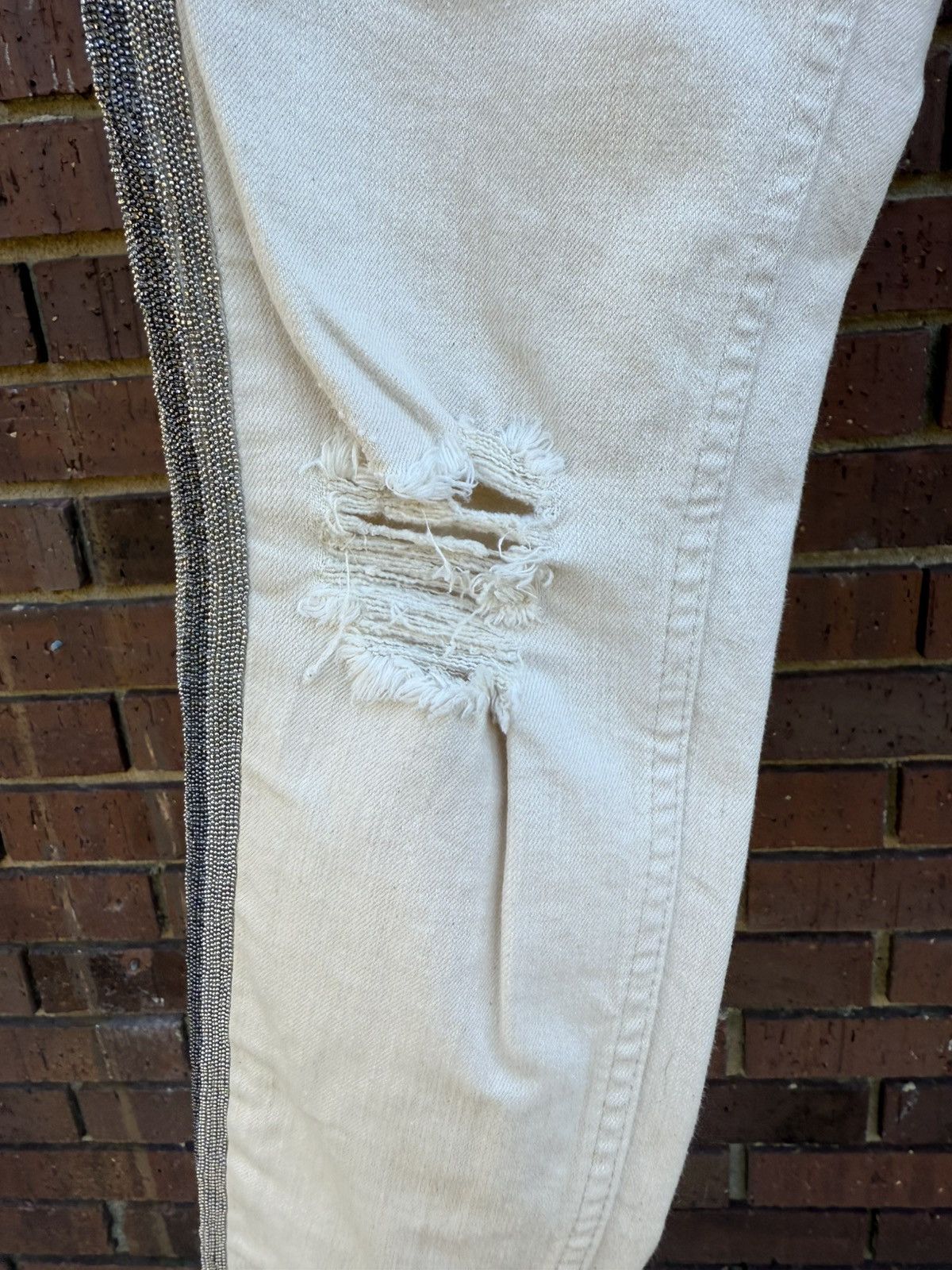 Free People Free People Side Bead Embellish Skinny Distress Ivory Jeans Size 27" / US 4 / IT 40 - 4 Thumbnail