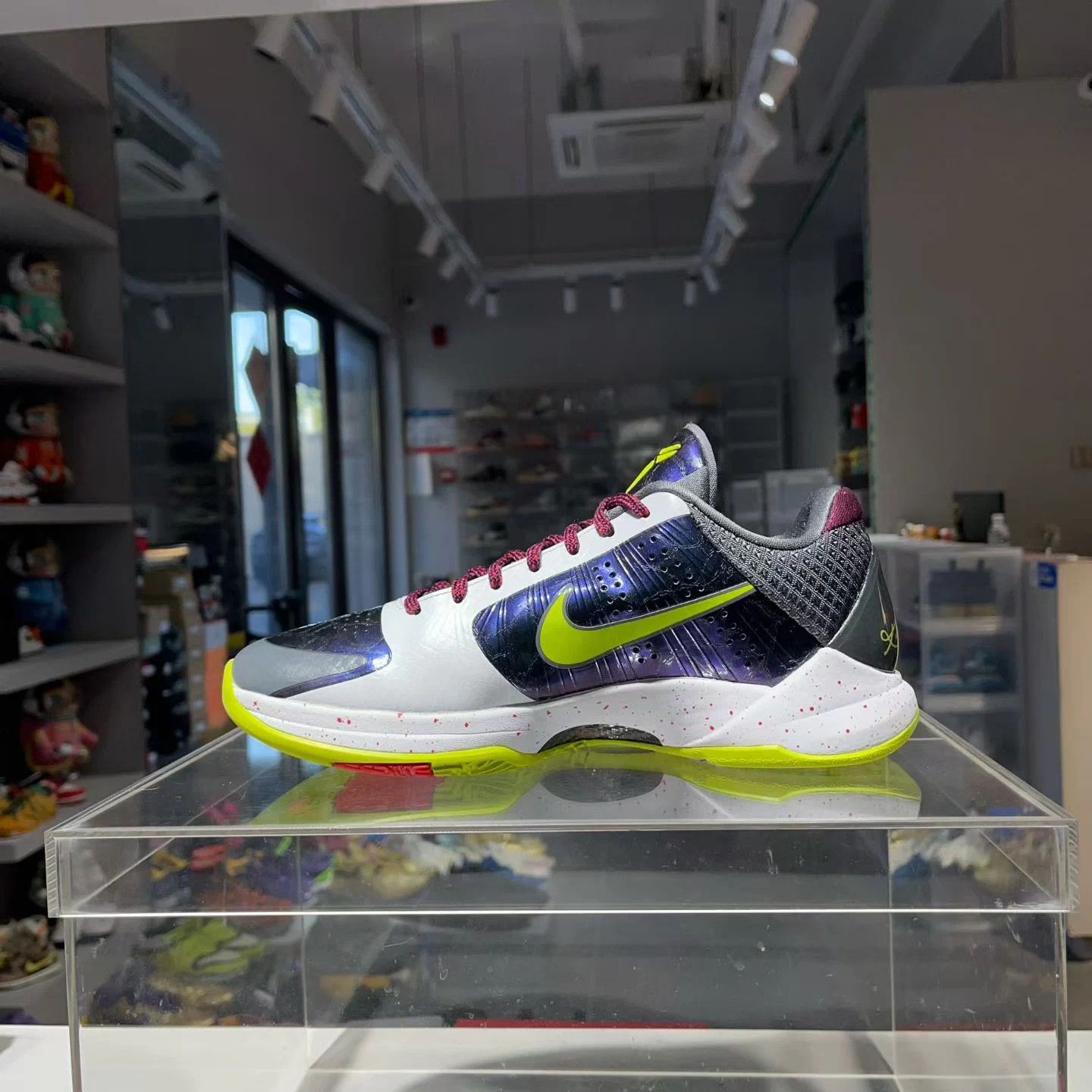 Nike ZK5 Clown 41 US 2 wears Zebra original box Size US 8 / EU 41 - 6 Thumbnail