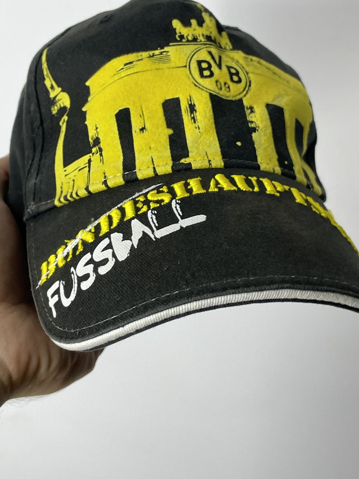 Other Vintage Faded BVB Big logo Embroidered Dortmund Cap Size ONE SIZE - 12 Thumbnail