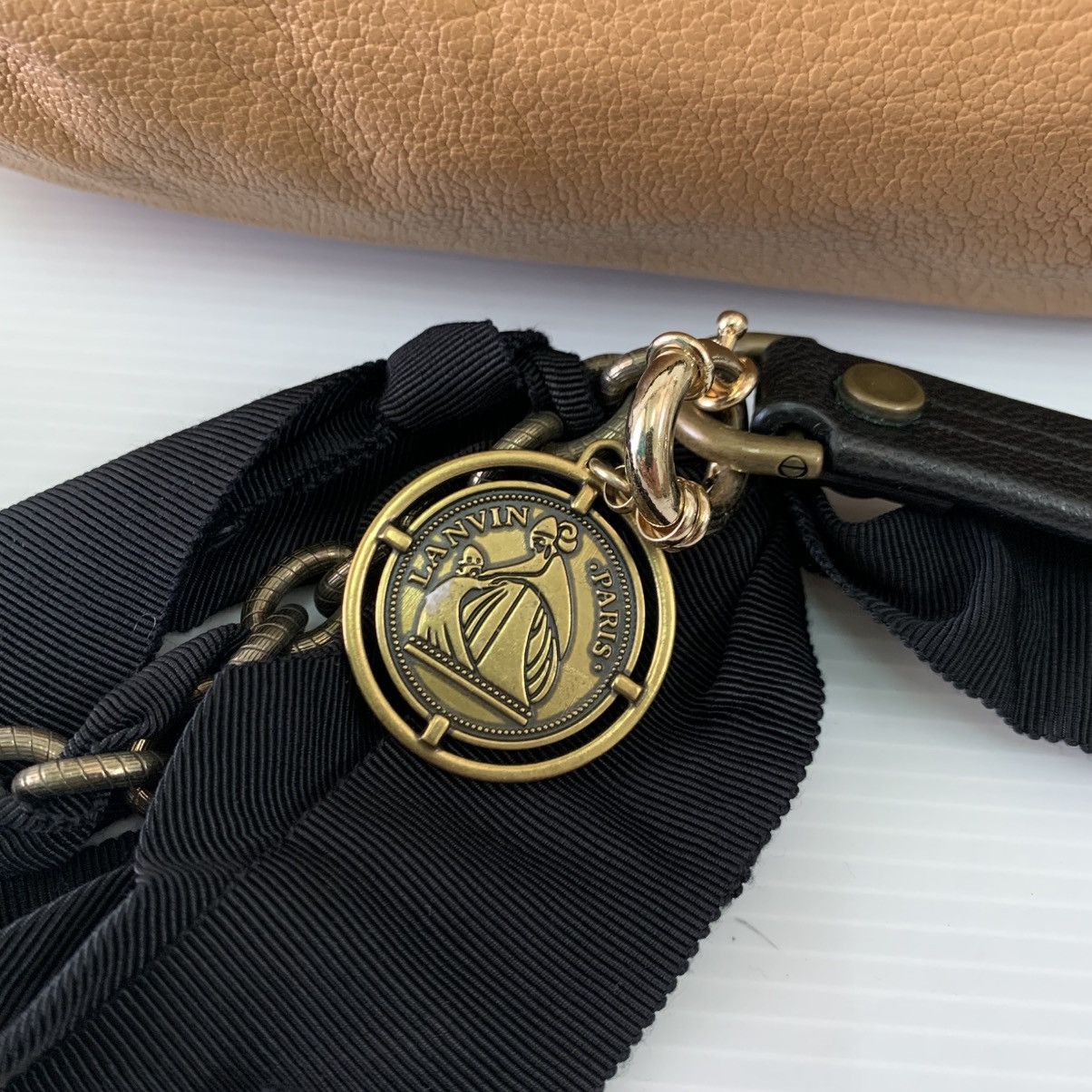 Lanvin 💥‼️FAST SALE‼️💥Authentic Lanvin Paris Leather Shoulder Bag Size ONE SIZE - 12 Thumbnail