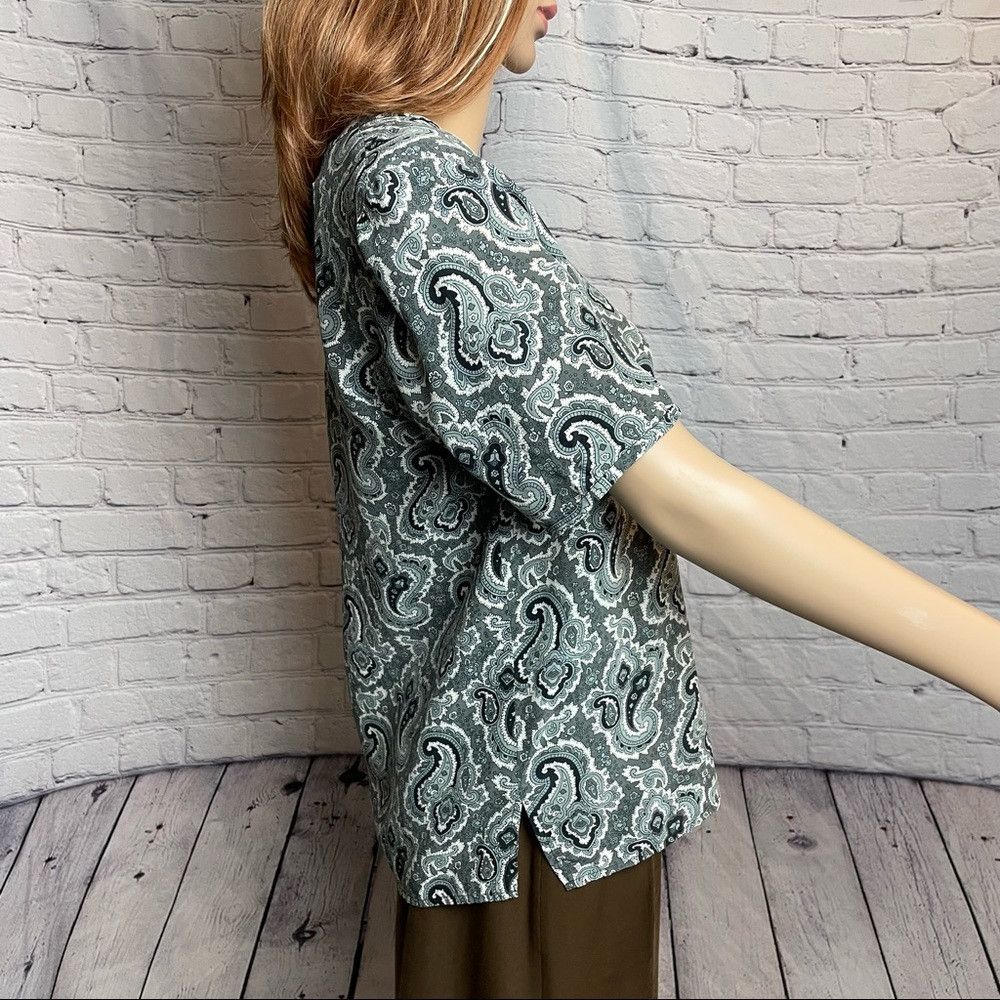 Other Casual Corner Paisley Print Silk Short Sleeve Grey Top Size Size S / US 4 / IT 40 - 3 Thumbnail
