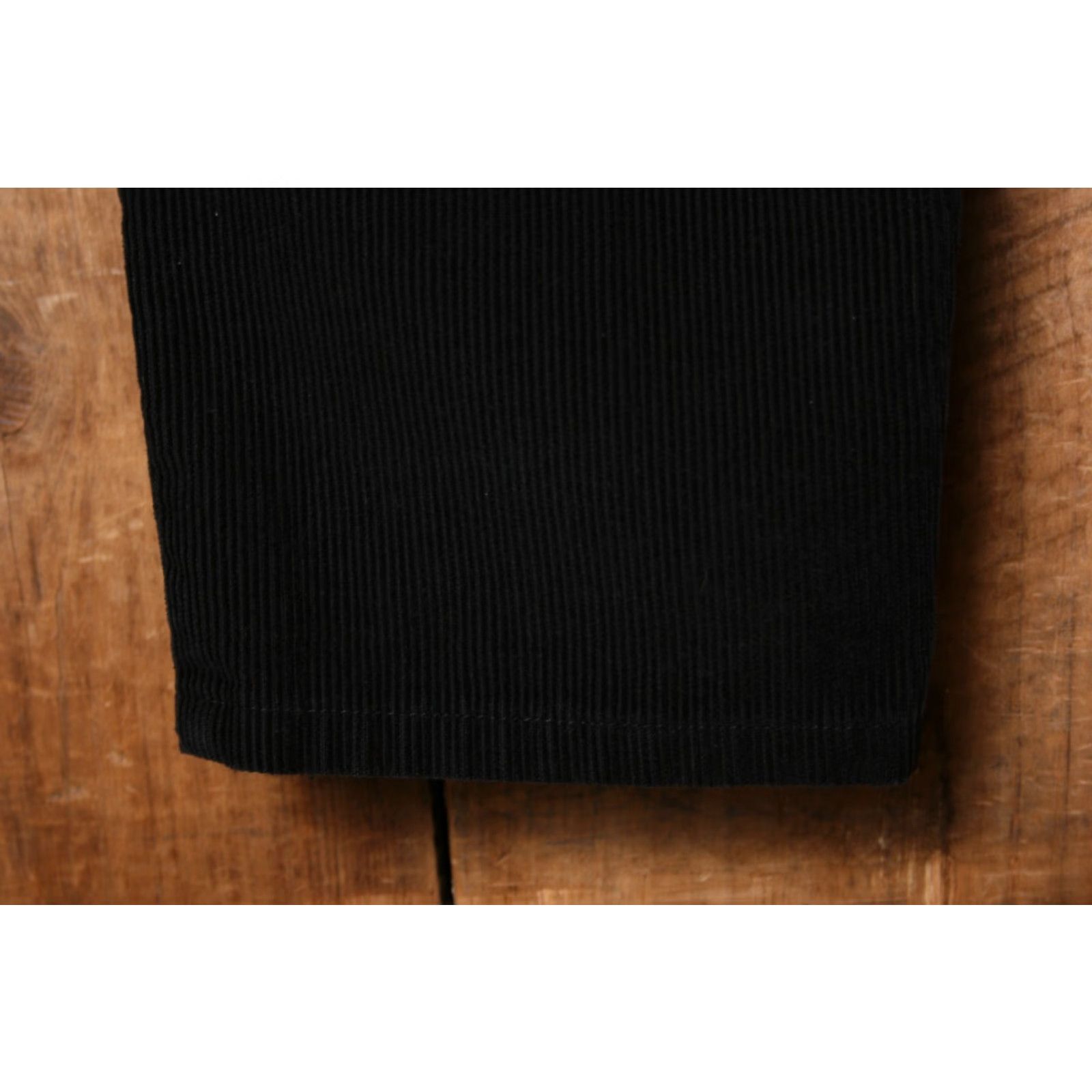 Eddie Bauer VINTAGE Eddie Bauer Tapered High-Rise Black Corduroy Pants Sz. 6 (Measure 25x30) Womens Size 42" / US 20 - 5 Thumbnail