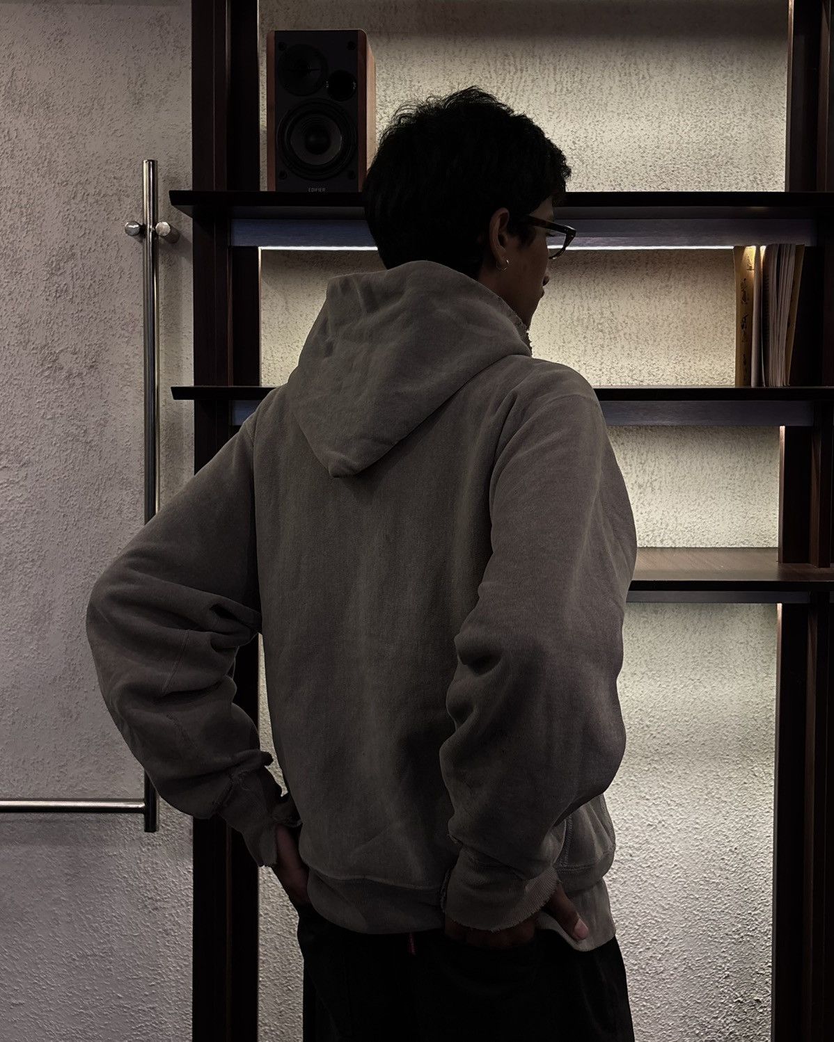 Champion 80s Champions Reverse Weave Distressed Faded Grey Hoodie Size US M / EU 48-50 / 2 - 9 Thumbnail