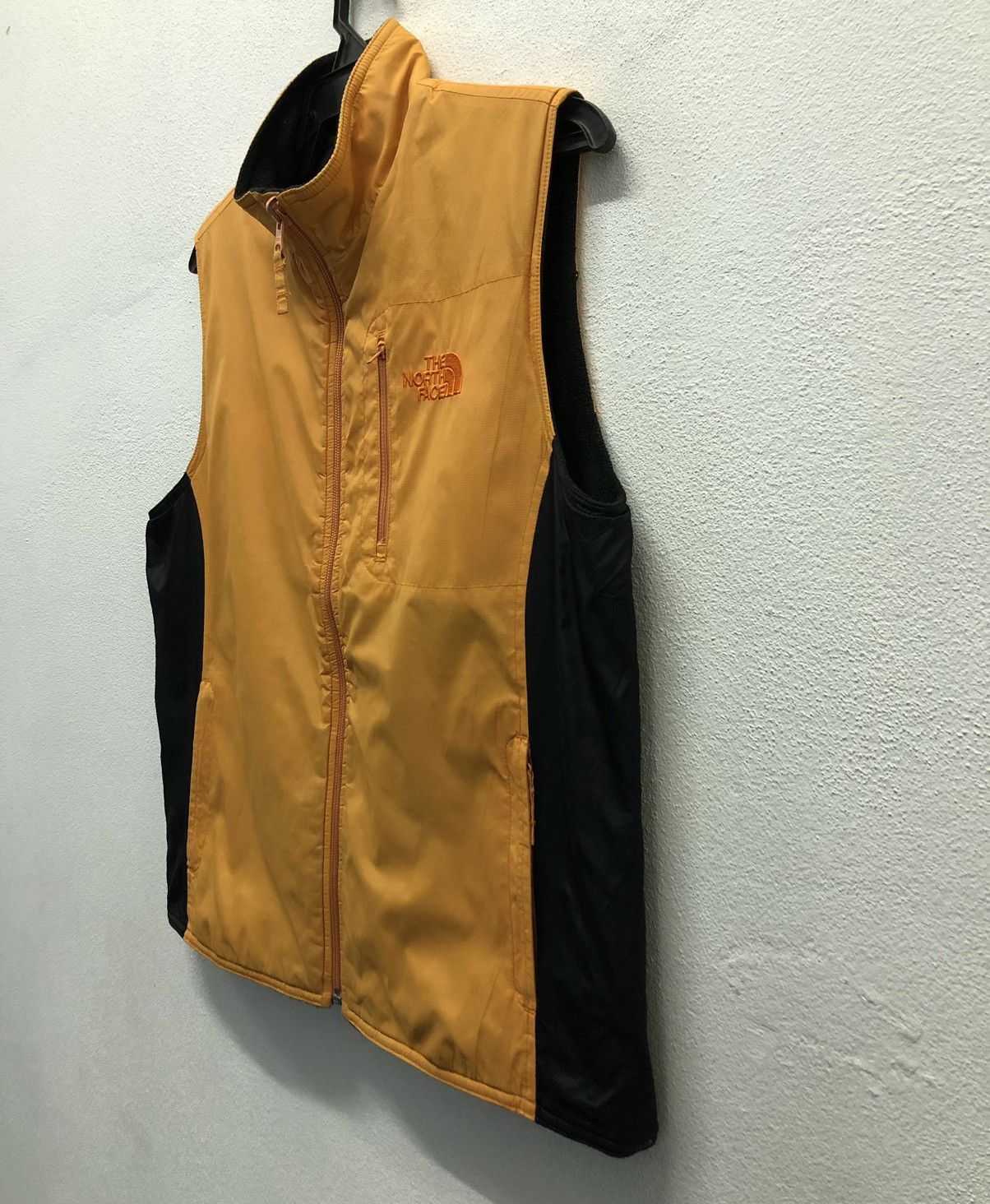 The North Face Vintage The North Face Sleeveless Jacket Size US M / EU 48-50 / 2 - 9 Thumbnail