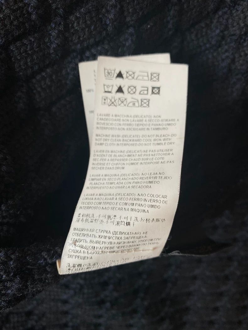 Versace Versace Genuine sweater jacket Size US L / EU 52-54 / 3 - 6 Thumbnail