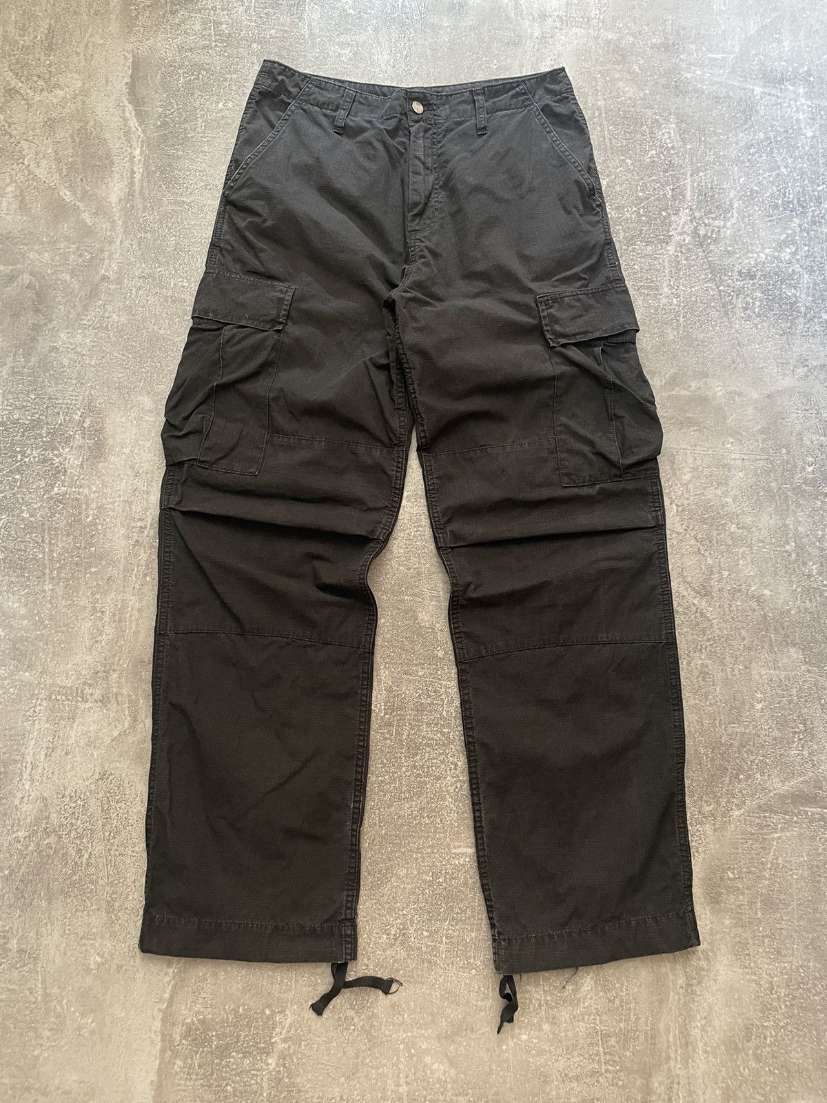 Carhartt Vintage Carhartt Black Cargo Black Pants 31/34 Size US 34 / EU 50 - 12 Thumbnail
