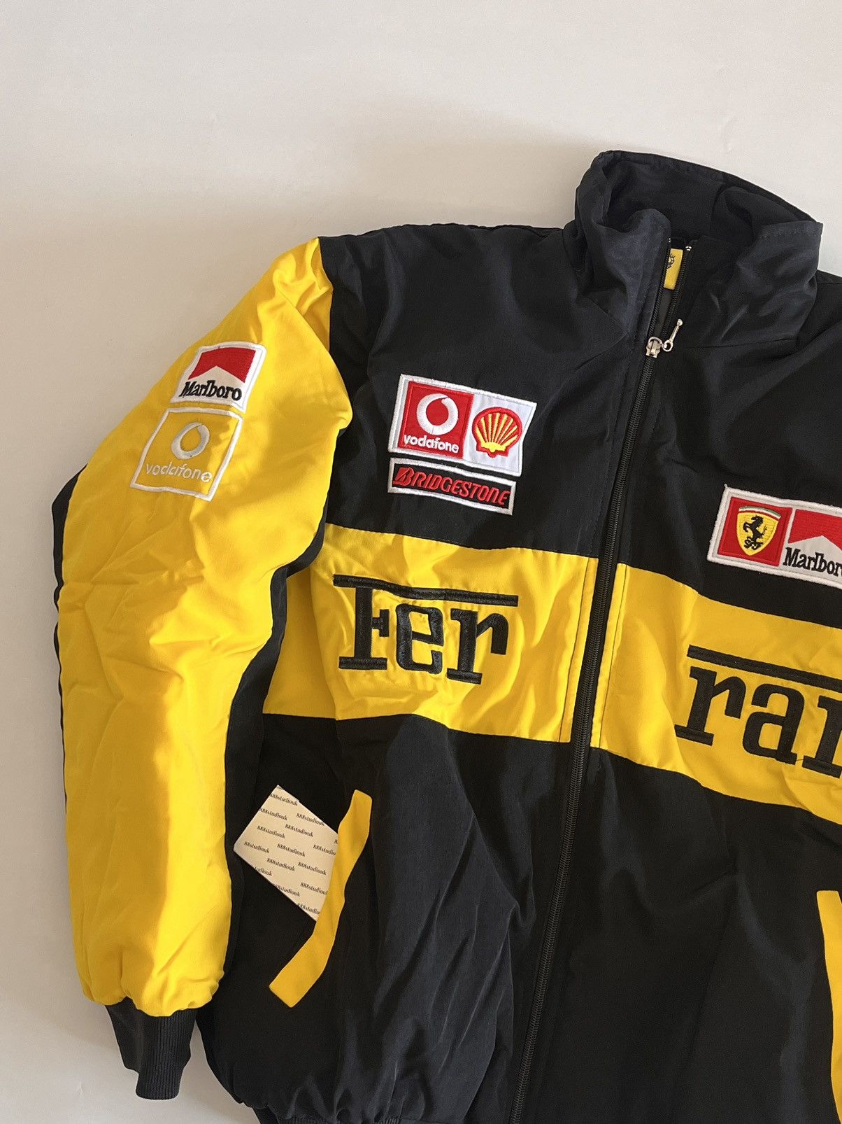 Ferrari Black/Yellow Ferrari Formula 1 Jacket Vintage Style Size US XL / EU 56 / 4 - 3 Thumbnail